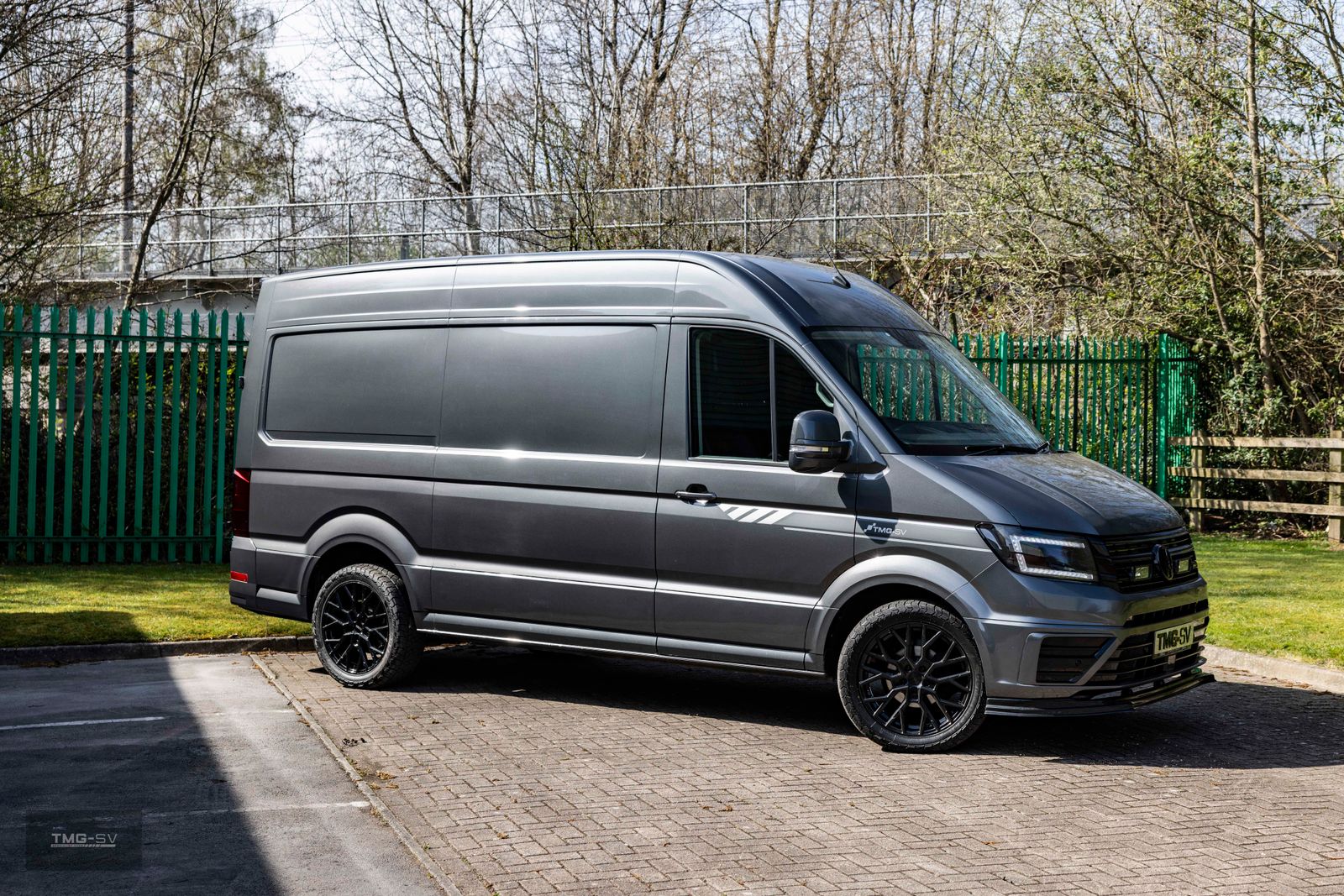 Volkswagen Crafter 2.0 TDI CR30 CRAFTER Panel Van 5dr Diesel Manual FWD MWB High Roof Euro 6 (s/s) TMG R 5dr Manual 2026