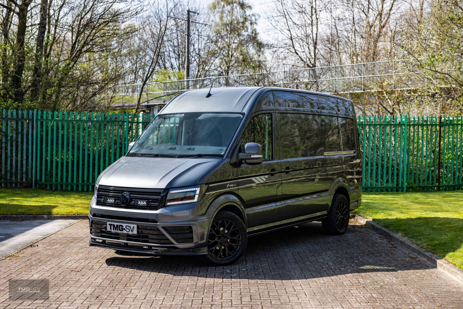 Volkswagen Crafter 2.0 TDI CR30 CRAFTER Panel Van 5dr Diesel Manual FWD MWB High Roof Euro 6 (s/s) TMG R 5dr Manual 2026