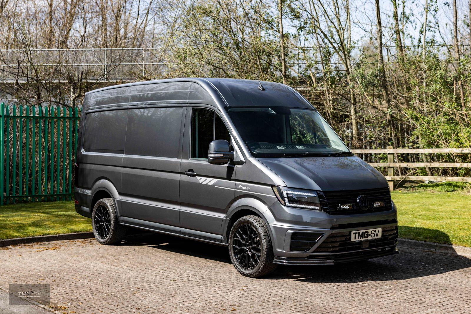 Volkswagen Crafter 2.0 TDI CR30 CRAFTER Panel Van 5dr Diesel Manual FWD MWB High Roof Euro 6 (s/s) TMG R 5dr Manual 2026