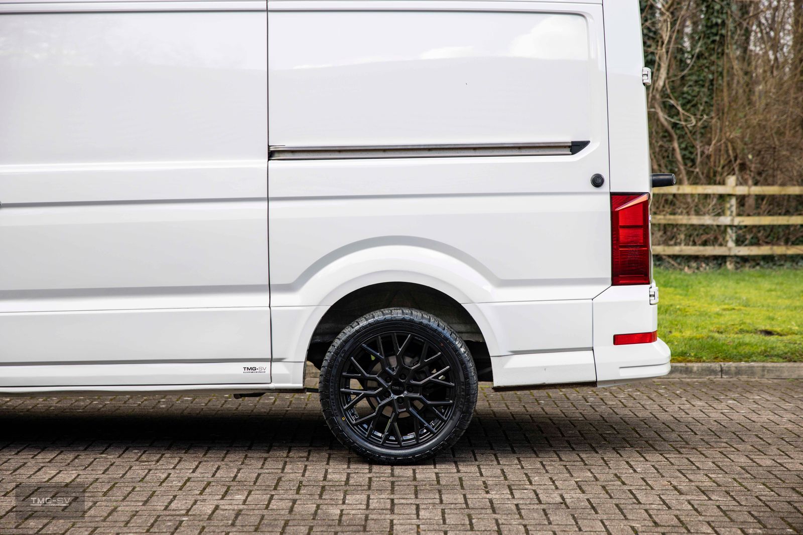 Volkswagen Crafter 2.0 TDI crafter CR35 Trendline Panel Van 5dr Diesel Manual FWD MWB Euro 6 (s/s) (140 ps) TMG R 5dr Manual 2026