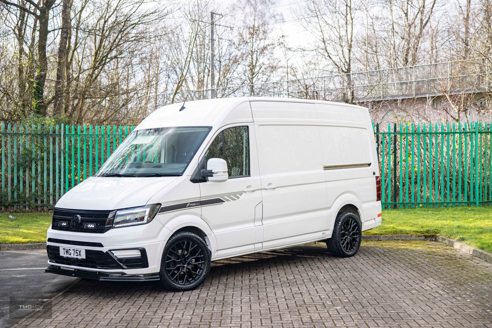 Volkswagen Crafter 2.0 TDI crafter CR35 Trendline Panel Van 5dr Diesel Manual FWD MWB Euro 6 (s/s) (140 ps) TMG R 5dr Manual 2026