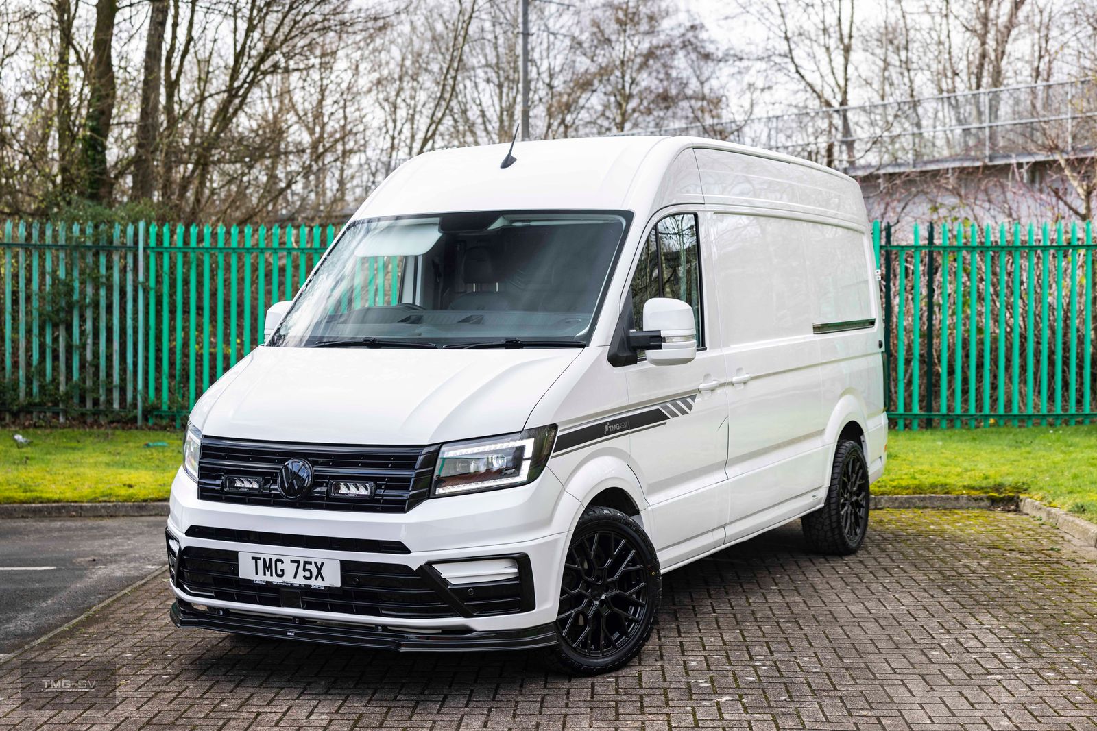 Volkswagen Crafter 2.0 TDI crafter CR35 Trendline Panel Van 5dr Diesel Manual FWD MWB Euro 6 (s/s) (140 ps) TMG R 5dr Manual 2026