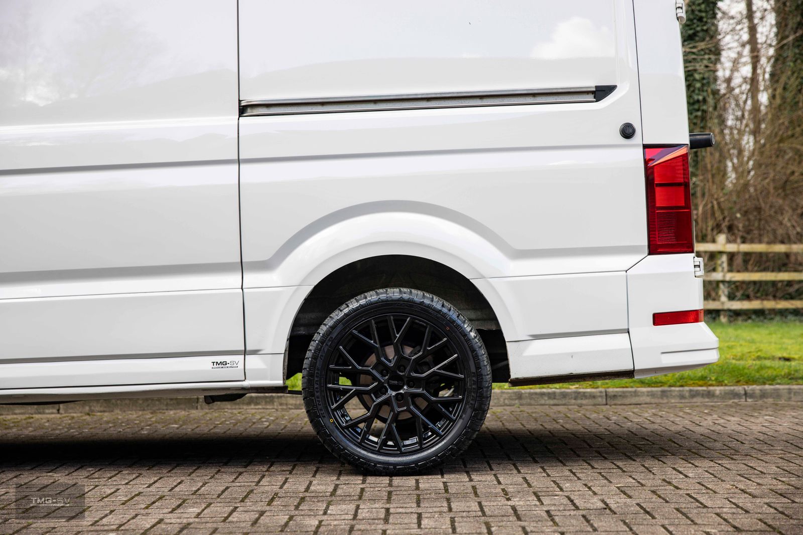 Volkswagen Crafter 2.0 TDI crafter CR35 Trendline Panel Van 5dr Diesel Manual FWD MWB Euro 6 (s/s) (140 ps) TMG R 5dr Manual 2026
