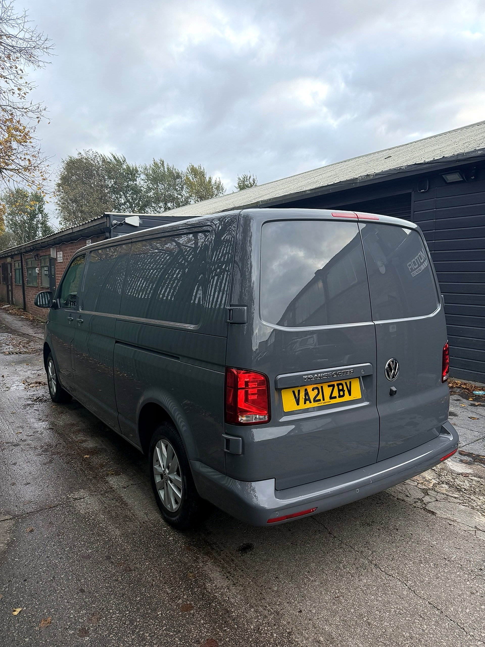 Volkswagen Transporter 2.0 TDI t6.1 T30 Highline Panel Van 5dr Diesel Manual FWD LWB Euro 6 (s/s) (150 ps) 5dr Manual 2026