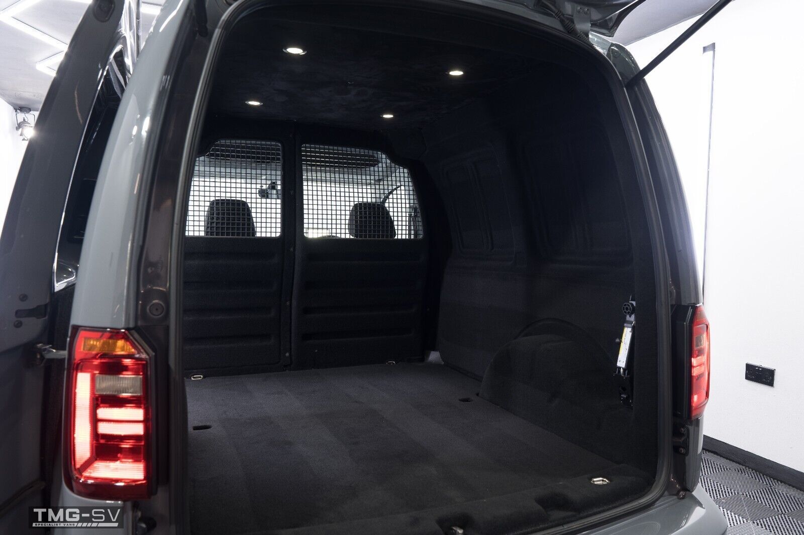 What to look for in a van carpet lining service