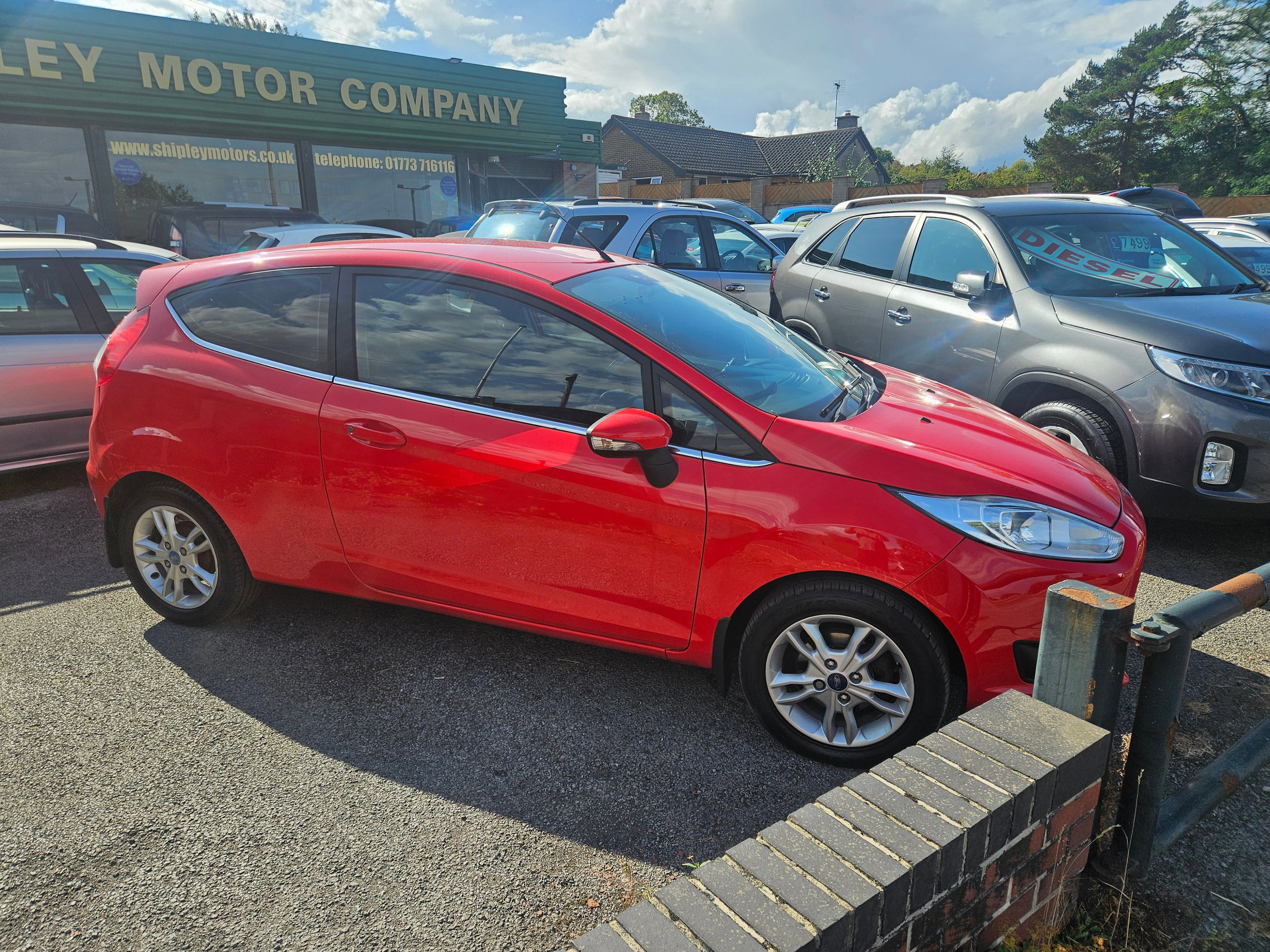 FORD FIESTA 1.25 ZETEC HATCHBACK 3DR PETROL MANUAL EURO 5 82 PS LOVELY CAR....