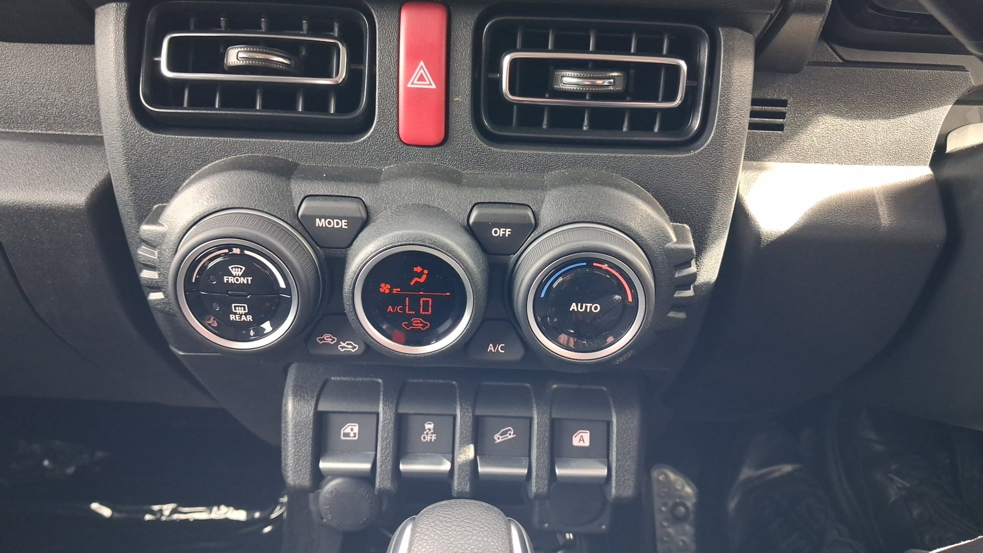 Suzuki Jimny 1.4 Nomade 5dr Automatic 2026