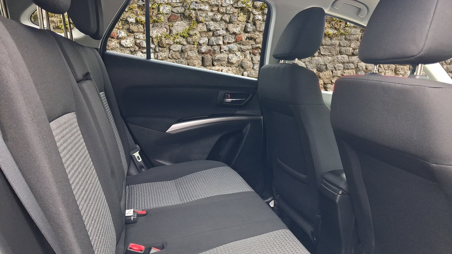 Suzuki S-Cross 1.4 Boosterjet MHEV Motion SUV 5dr Petrol Hybrid Manual Euro 6 (s/s) (129 ps) 5dr Manual 2026