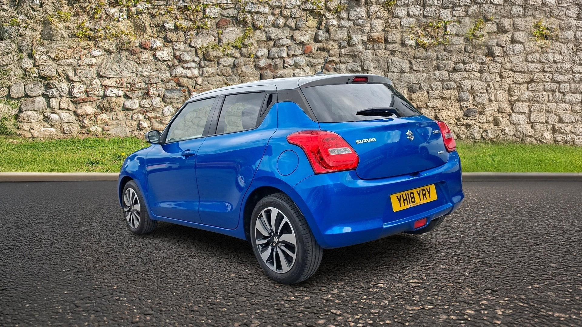 Suzuki Swift 1.0 Boosterjet SHVS SZ5 Hatchback 5dr Petrol Hybrid Manual Euro 6 (s/s) (111 ps) 5dr Manual 2026