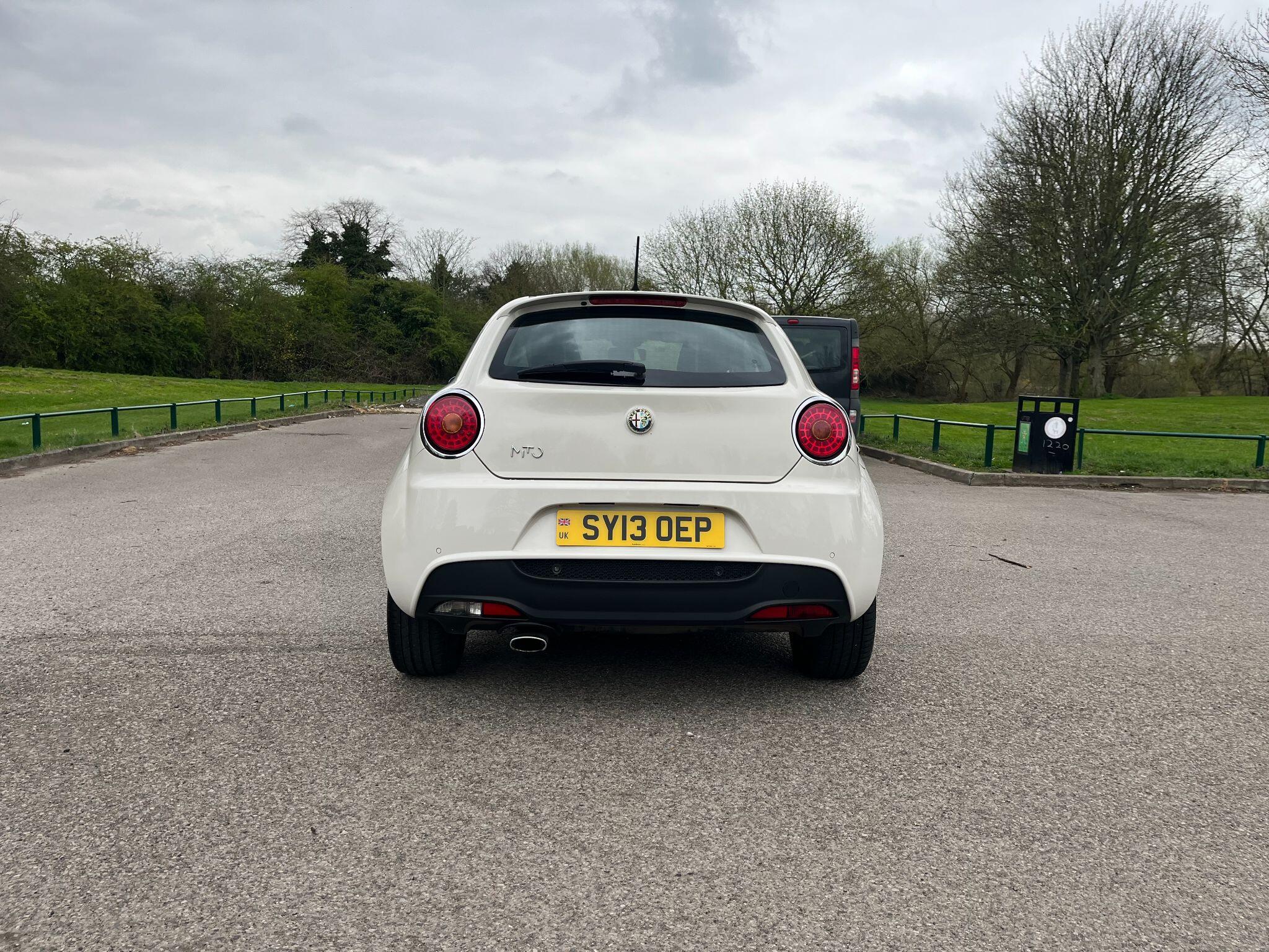 Alfa Romeo MiTo 1.3 JTDM-2 Distinctive Euro 5 (s/s) 3dr 3dr Manual 2026