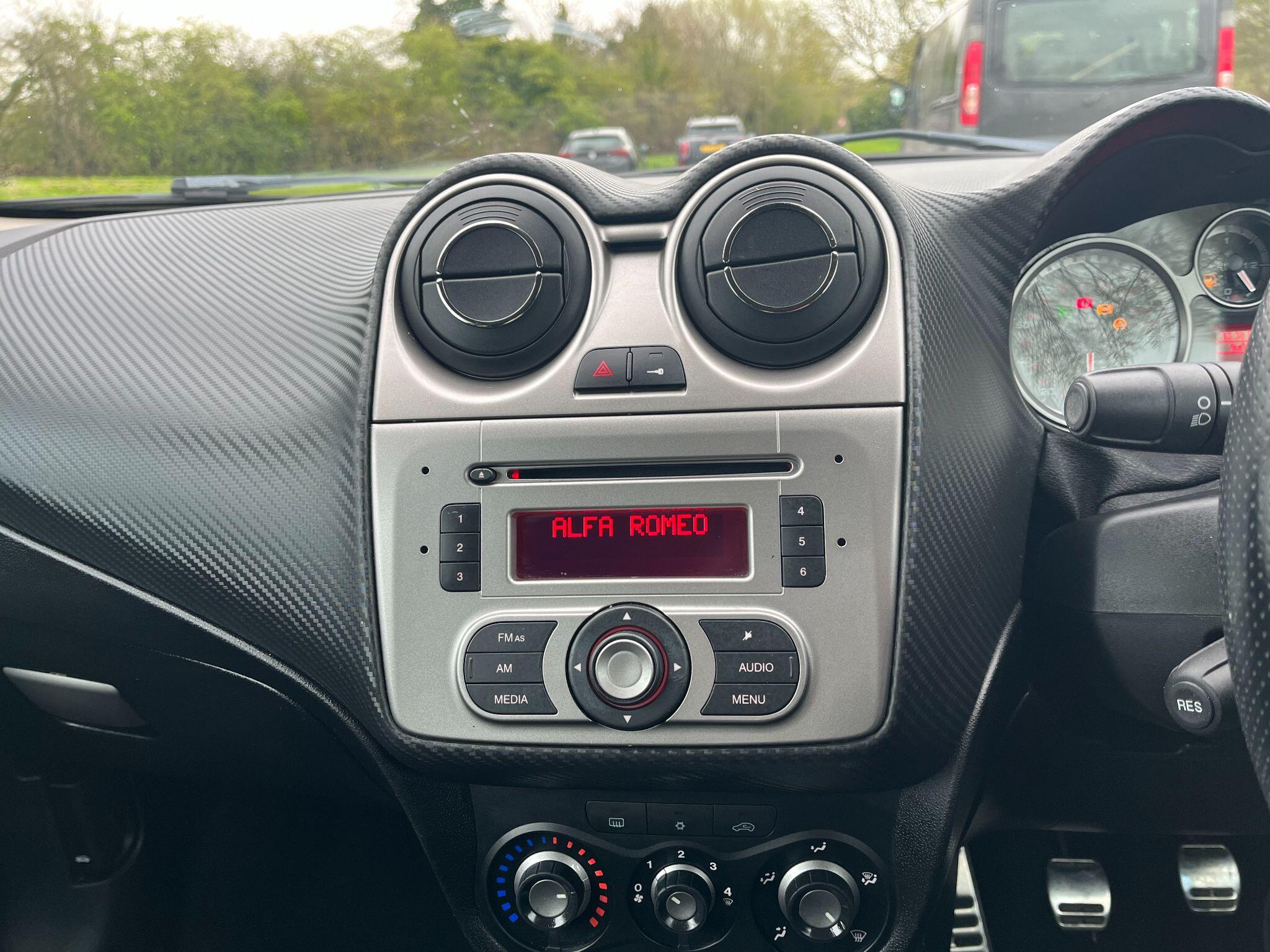 Alfa Romeo MiTo 1.3 JTDM-2 Distinctive Euro 5 (s/s) 3dr 3dr Manual 2026