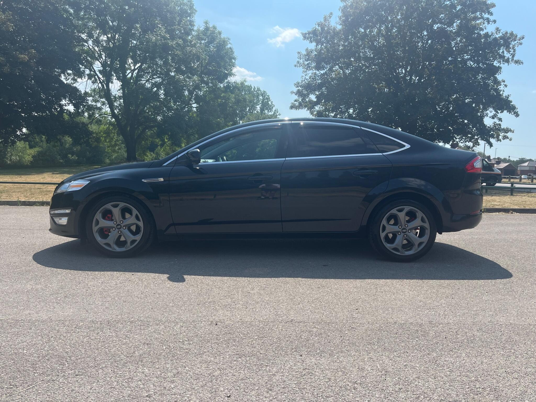 Ford Mondeo 2.0 TDCi Titanium Euro 5 5dr 5dr Manual 2026