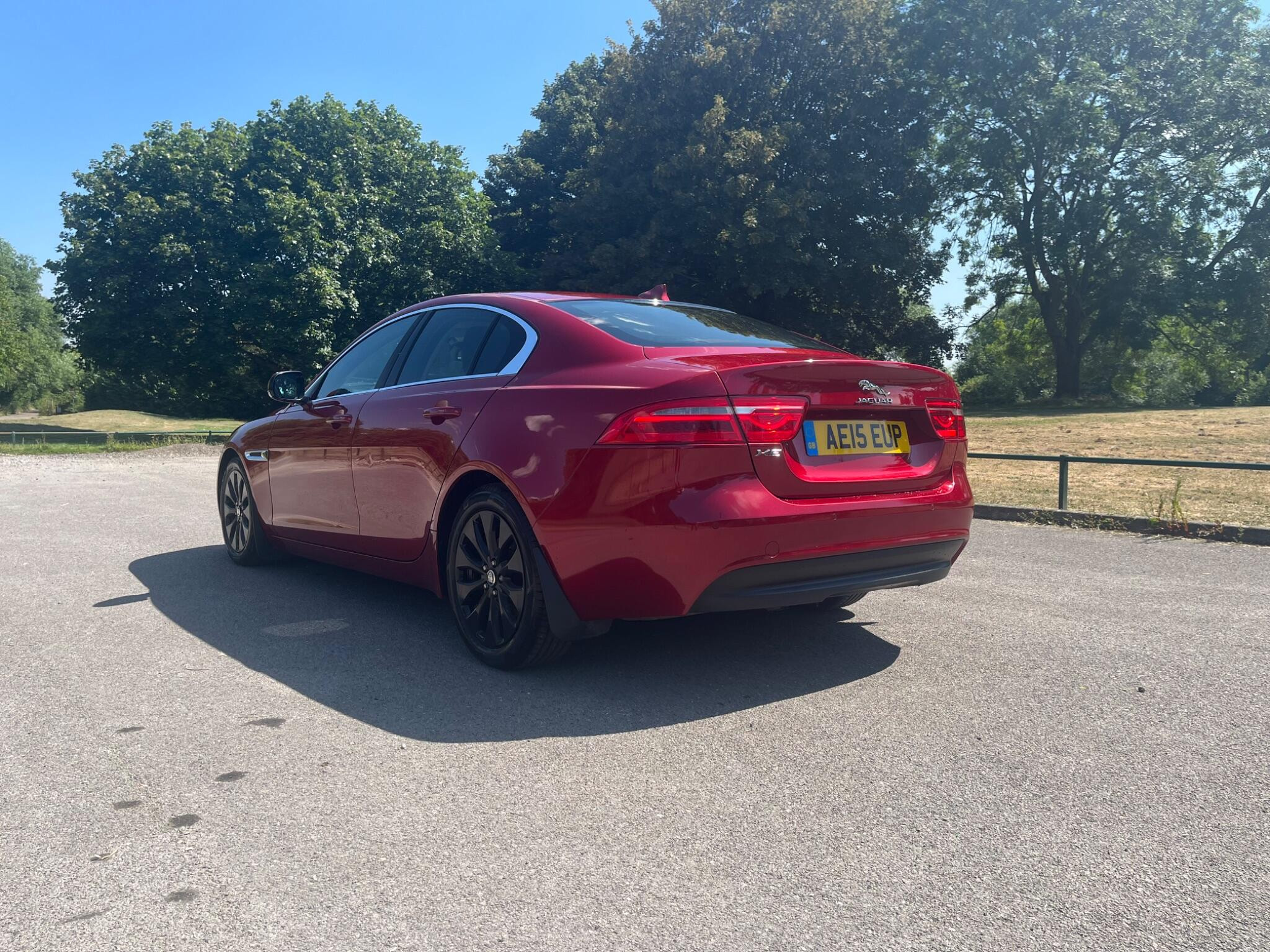 Jaguar XE 2.0d Prestige Euro 6 (s/s) 4dr 4dr Manual 2026