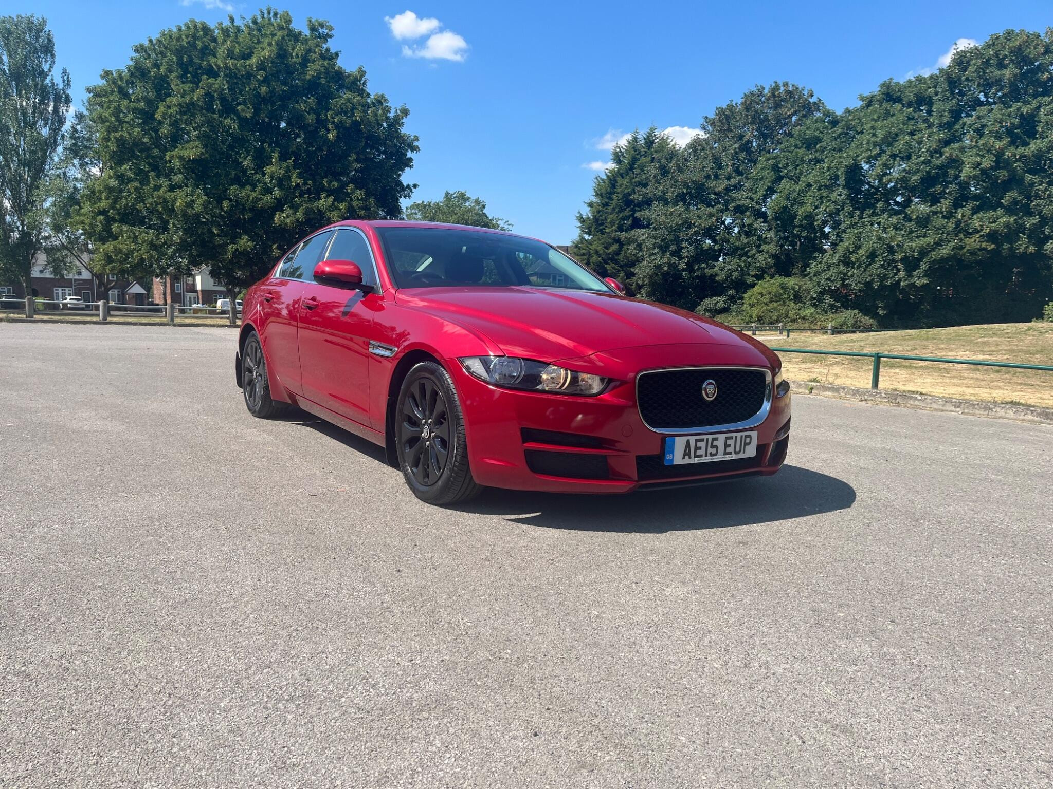 Jaguar XE 2.0d Prestige Euro 6 (s/s) 4dr 4dr Manual 2026