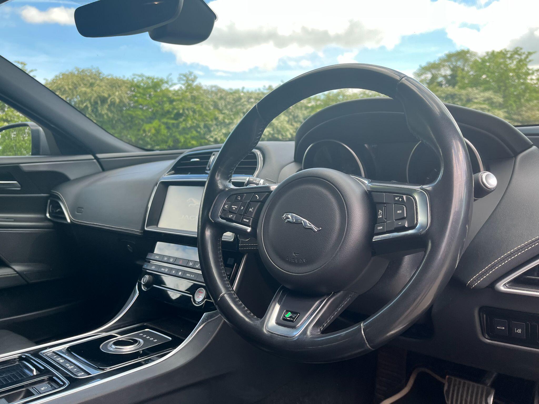 Jaguar XE 2.0d R-Sport Auto Euro 6 (s/s) 4dr 4dr Automatic 2026