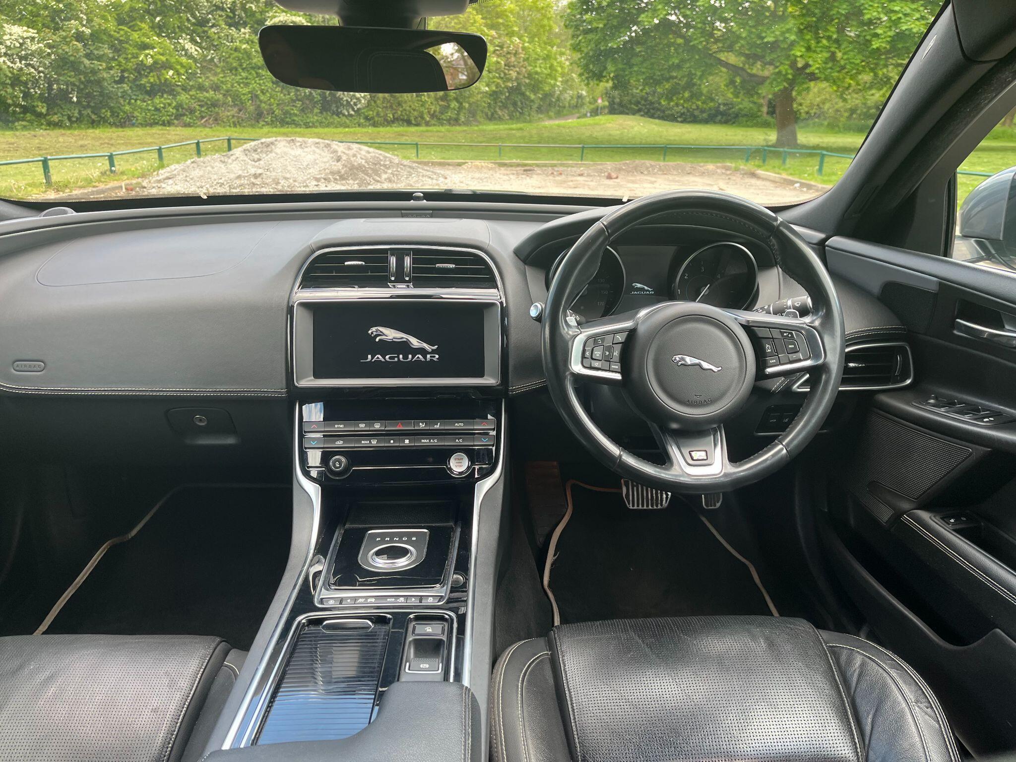 Jaguar XE 2.0d R-Sport Auto Euro 6 (s/s) 4dr 4dr Automatic 2026