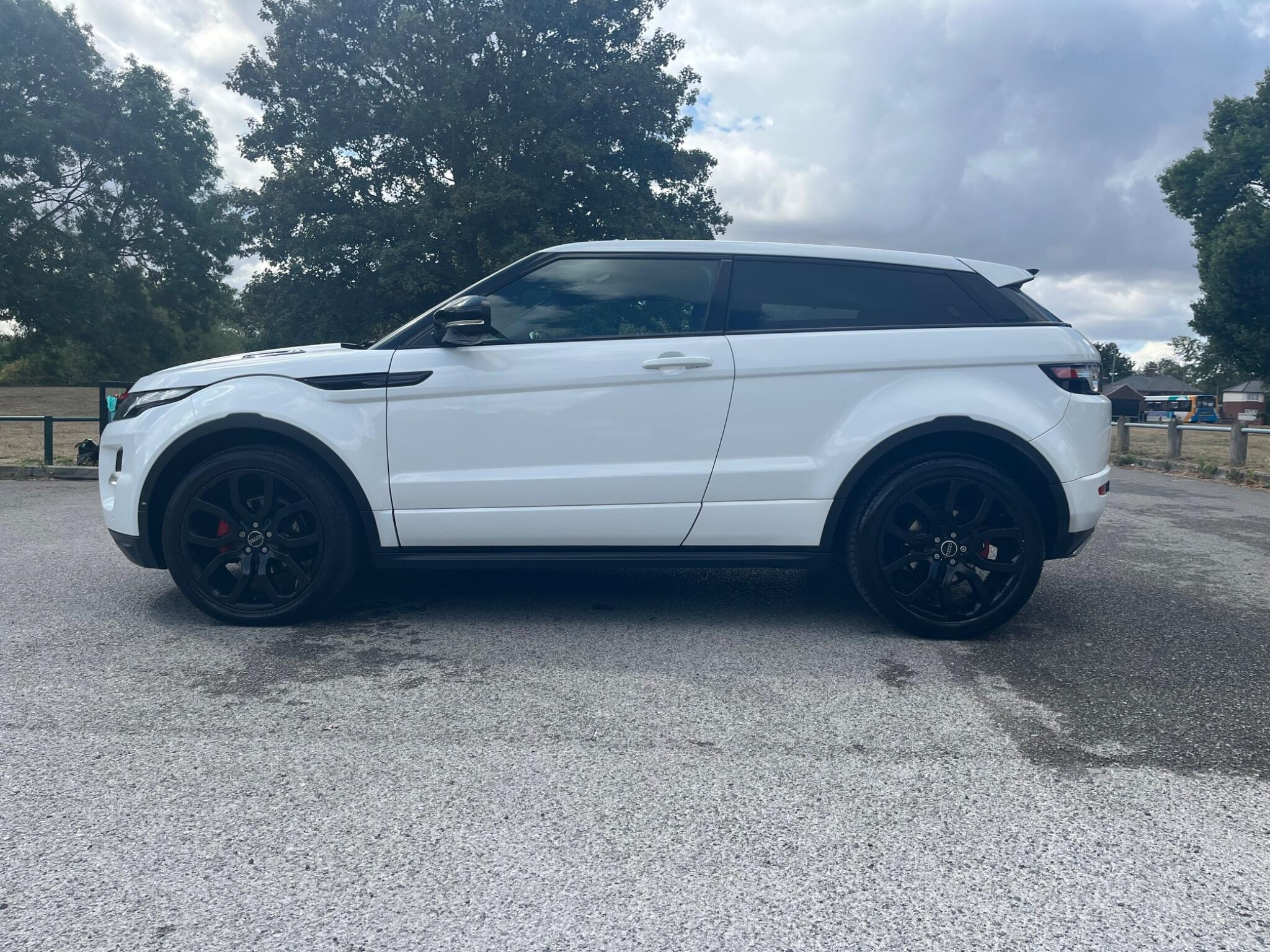Land Rover Range Rover Evoque 2.2 SD4 Dynamic Auto 4WD Euro 5 3dr 3dr Automatic 2026