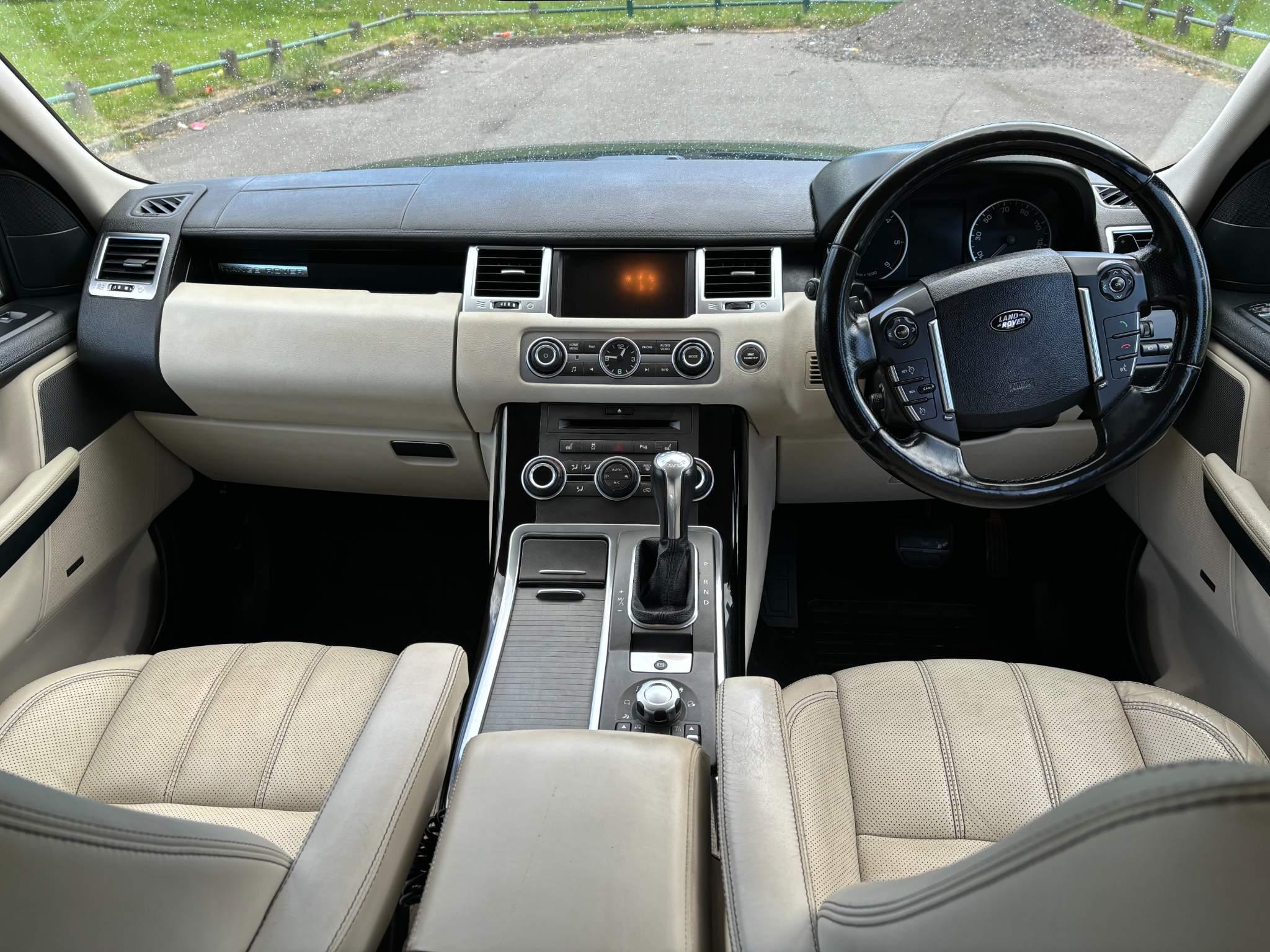 Land Rover Range Rover Sport 3.0 TD V6 HSE CommandShift 4WD Euro 5 5dr 5dr Automatic 2026