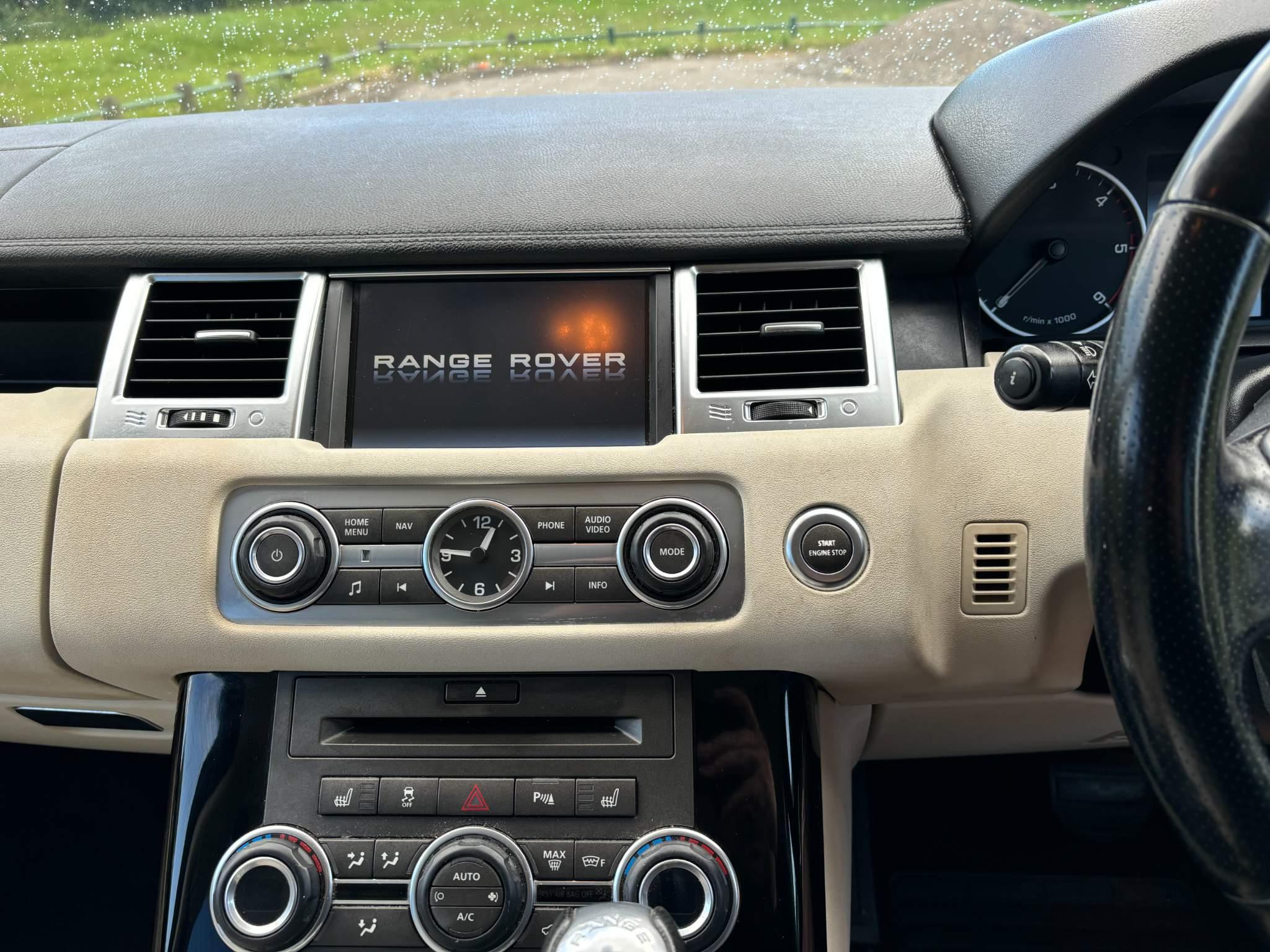 Land Rover Range Rover Sport 3.0 TD V6 HSE CommandShift 4WD Euro 5 5dr 5dr Automatic 2026