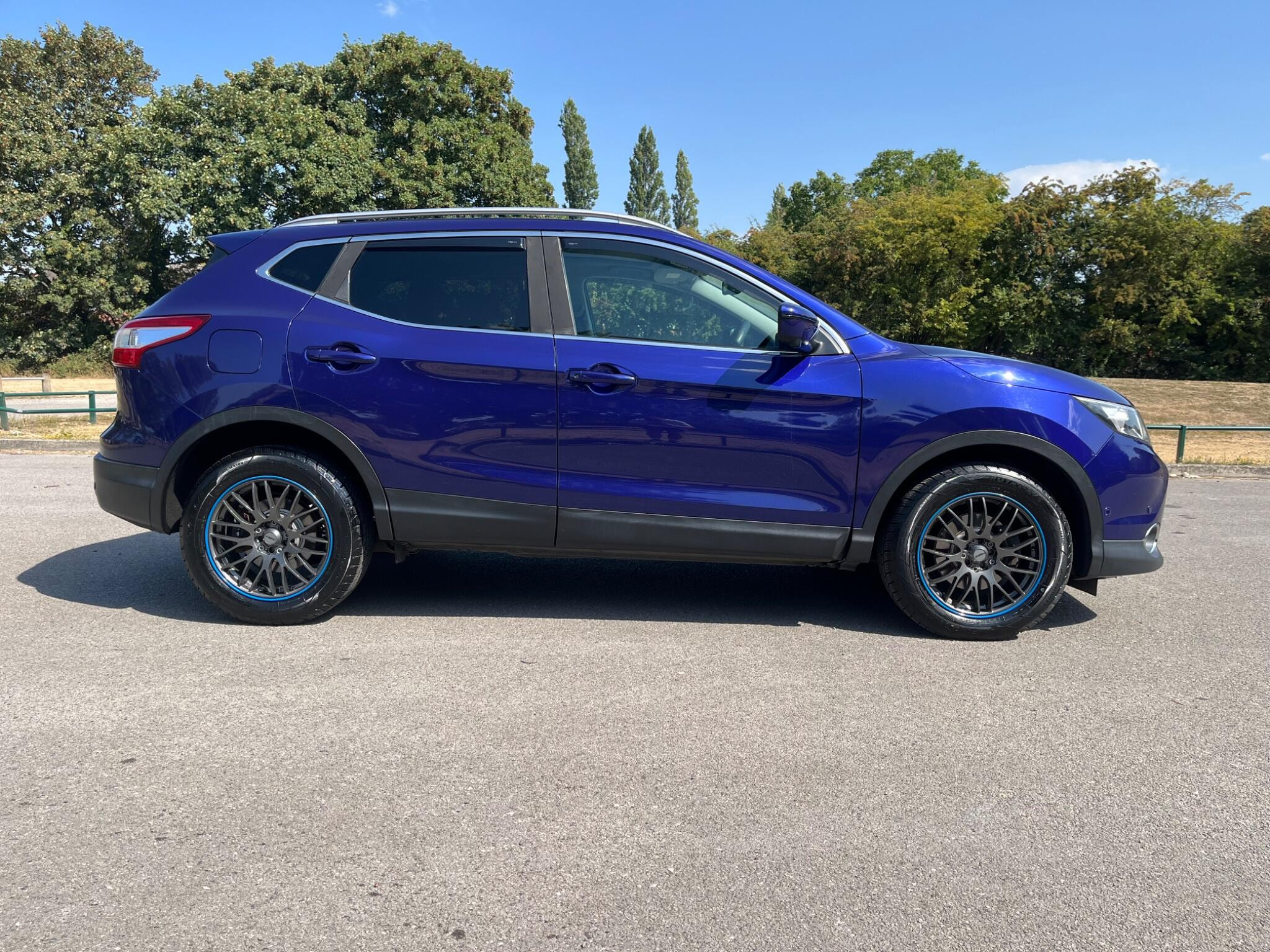 Nissan Qashqai 1.6 dCi Tekna XTRON 2WD Euro 5 (s/s) 5dr 5dr Automatic 2026