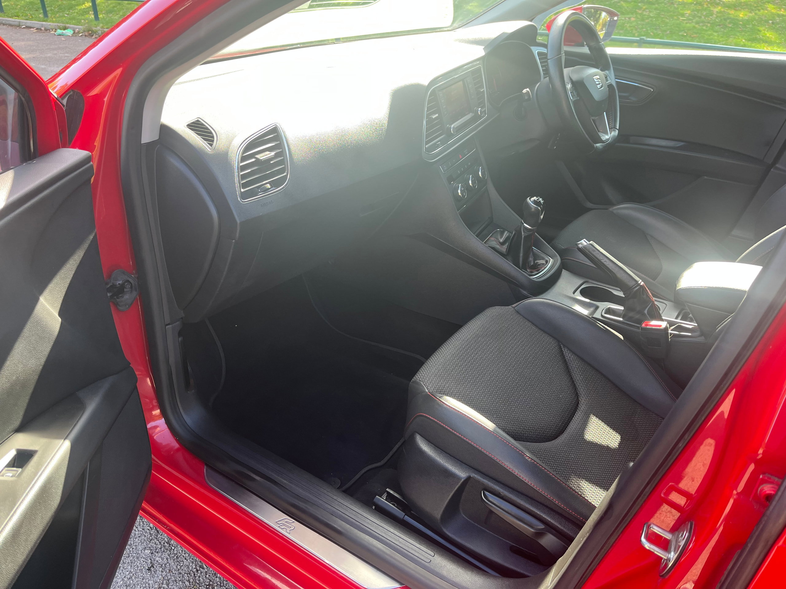 Seat Leon 2.0 TDI CR FR Sport Tourer 5dr Diesel Manual Euro 5 (s/s) (184 ps) 5dr Manual 2026