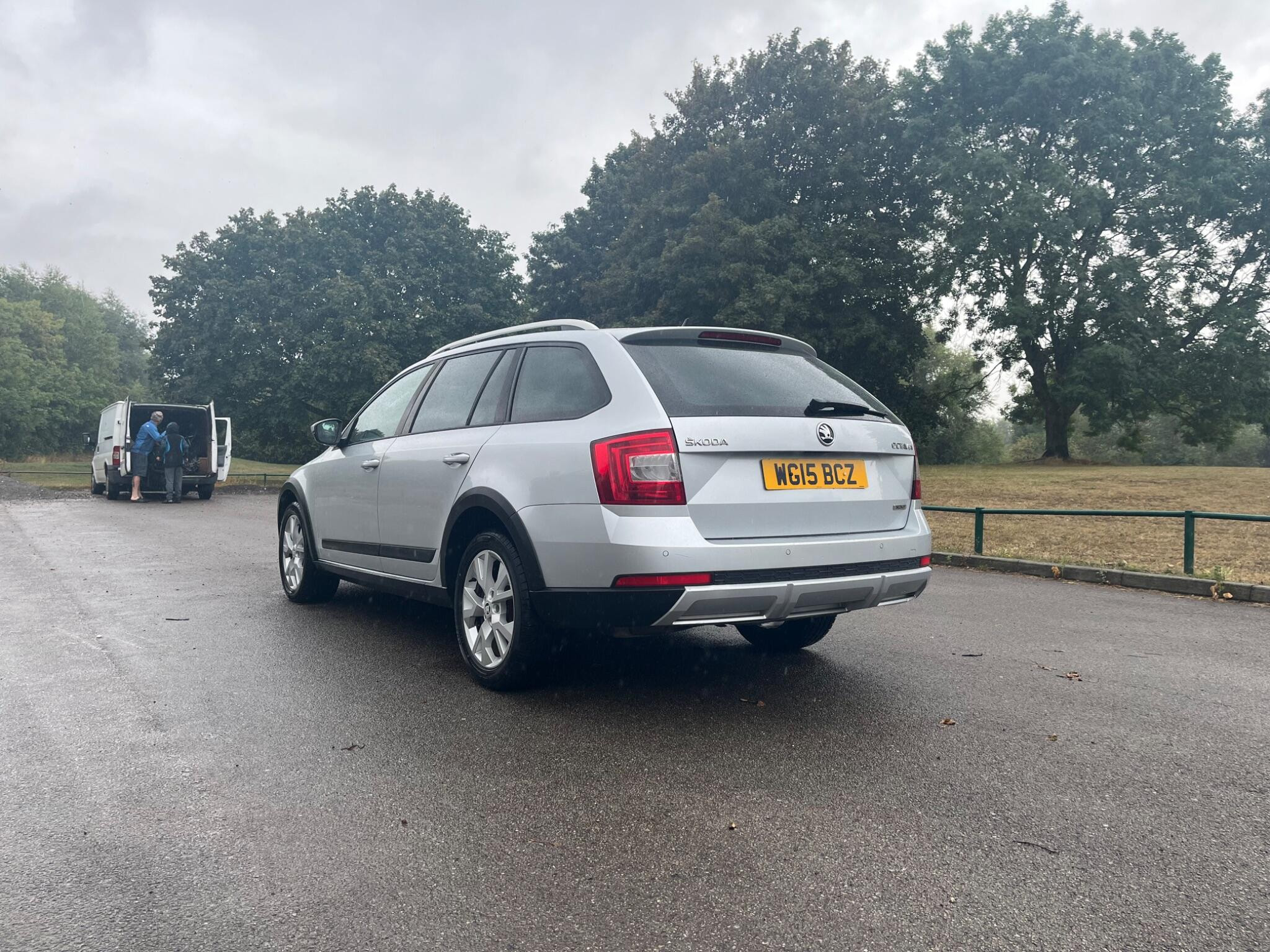Skoda Octavia 2.0 TDI Scout DSG 4WD Euro 6 (s/s) 5dr 5dr Automatic 2026