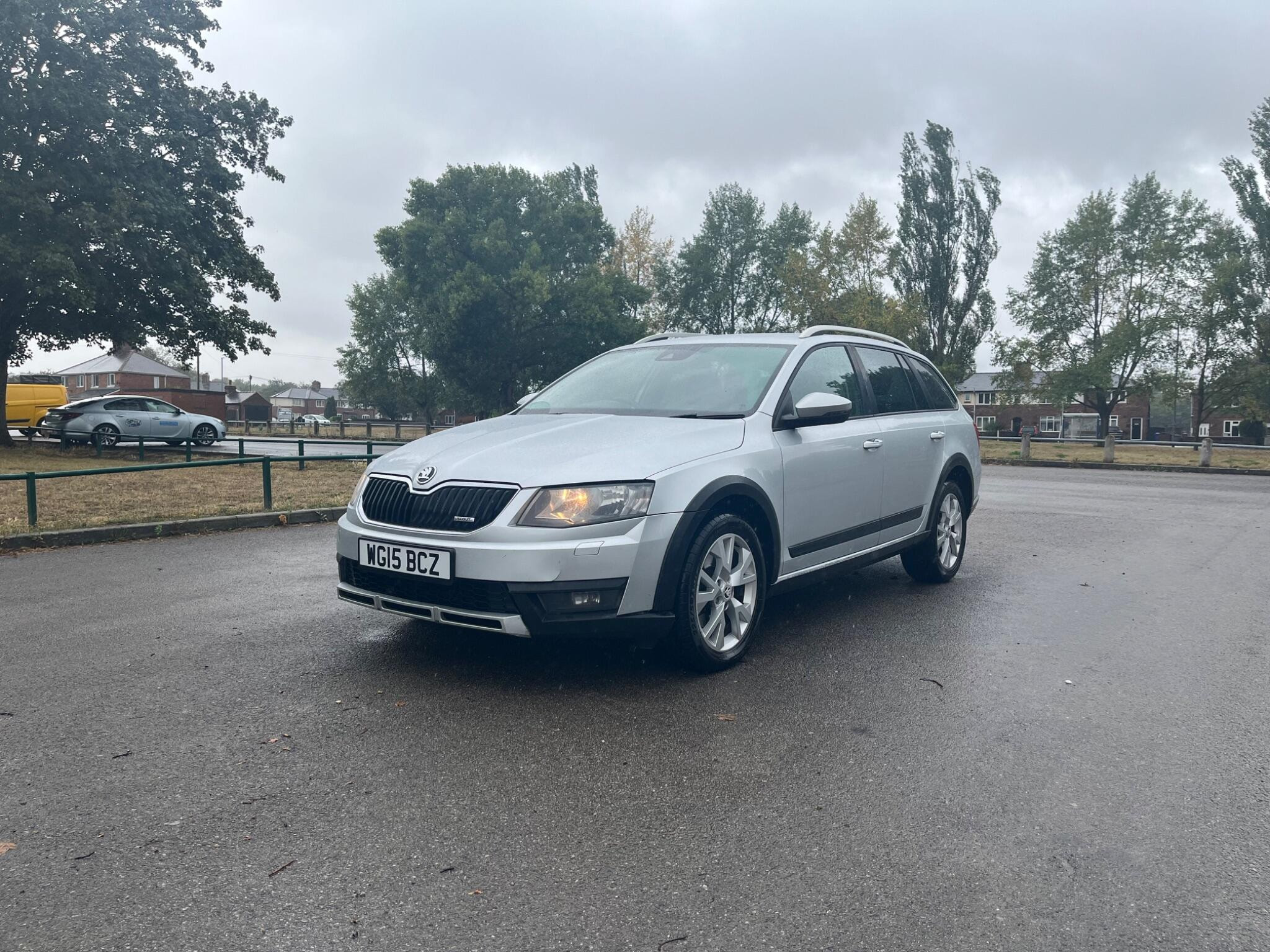 Skoda Octavia 2.0 TDI Scout DSG 4WD Euro 6 (s/s) 5dr 5dr Automatic 2026