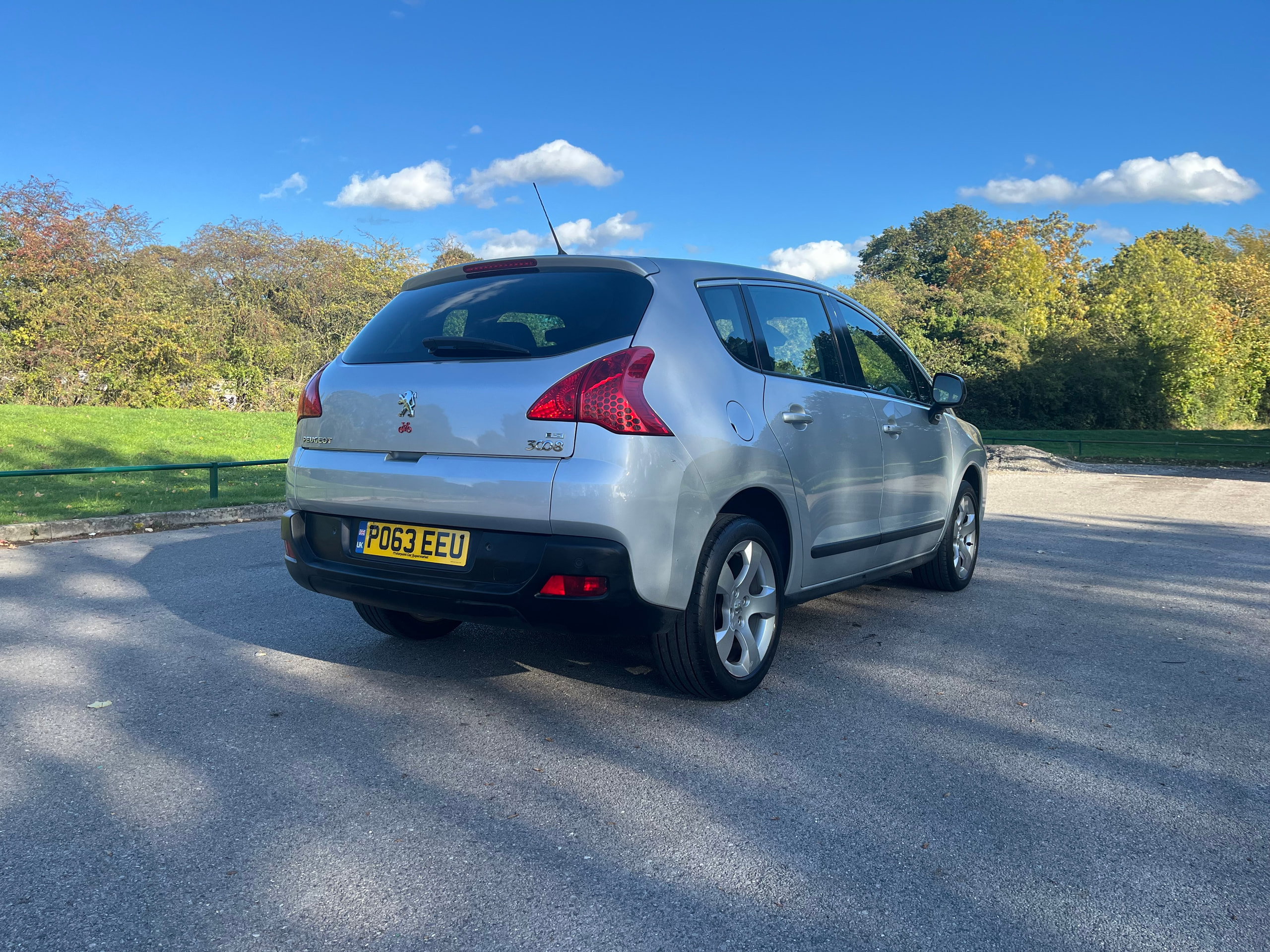 Peugeot 3008 1.6 e-HDi Active SUV 5dr Diesel EGC Euro 5 (s/s) (115 ps) 5dr Automatic 2026