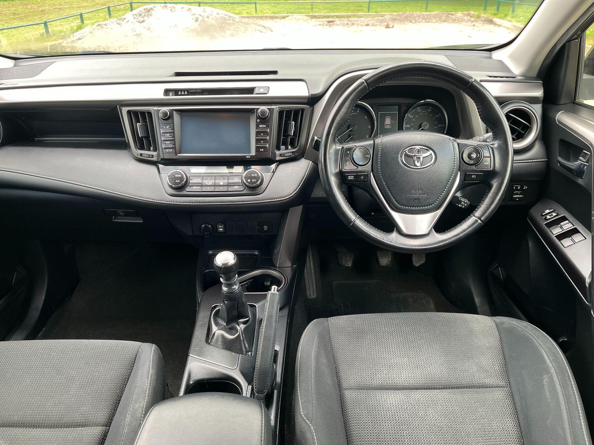 Toyota RAV4 2.0 D-4D Business Edition Euro 6 (s/s) 5dr 5dr Manual 2026