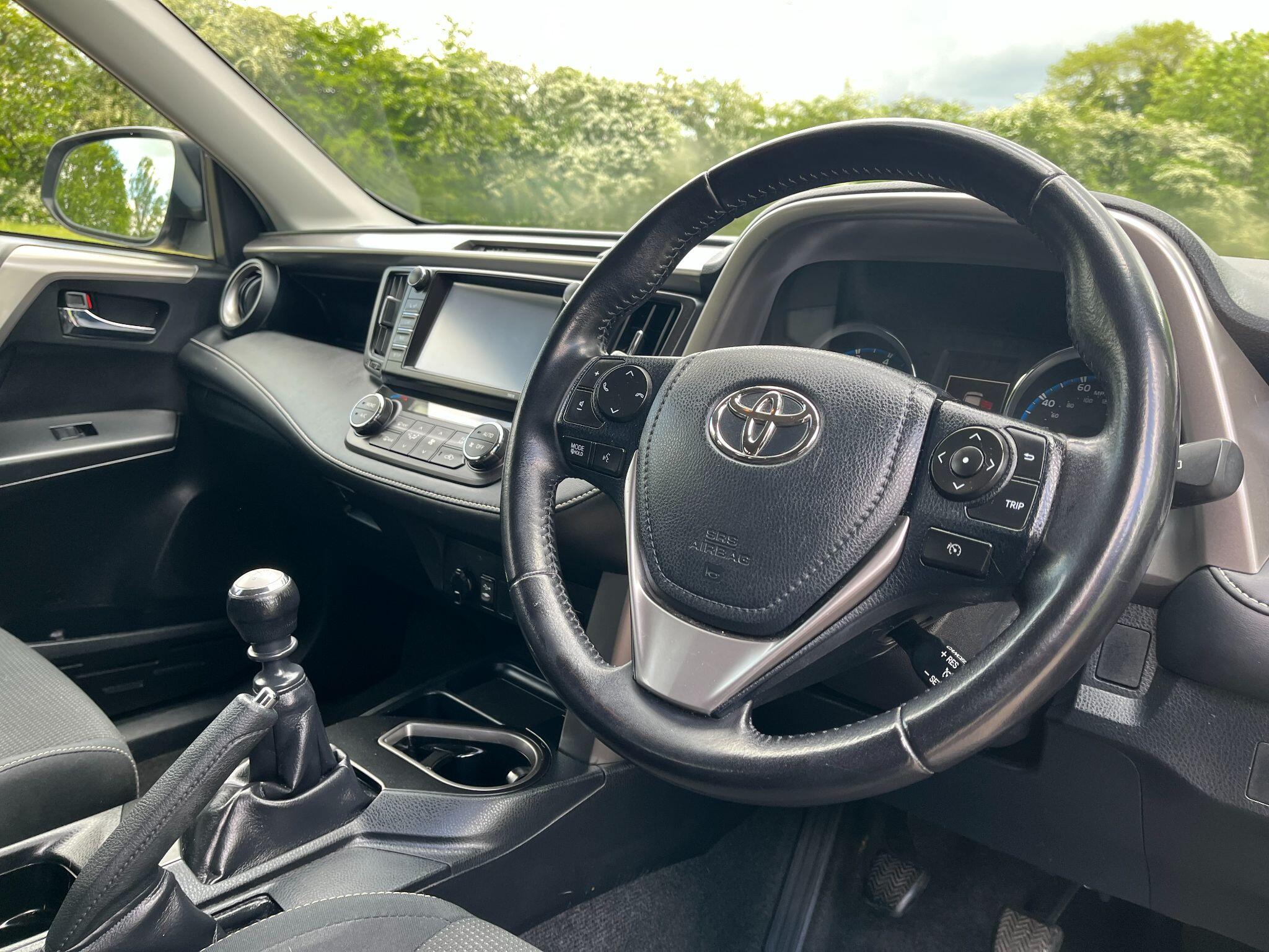 Toyota RAV4 2.0 D-4D Business Edition Euro 6 (s/s) 5dr 5dr Manual 2026