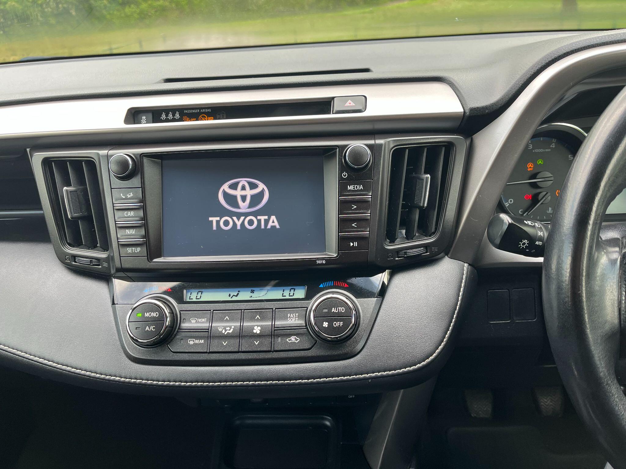Toyota RAV4 2.0 D-4D Business Edition Euro 6 (s/s) 5dr 5dr Manual 2026
