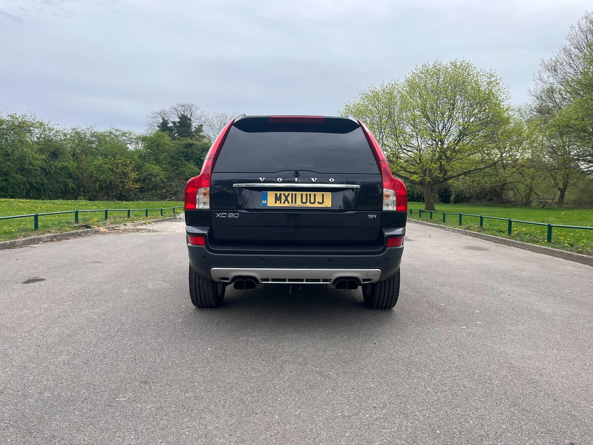 Volvo XC90 2.4 D5 R-Design Geartronic AWD 5dr 5dr Automatic 2026