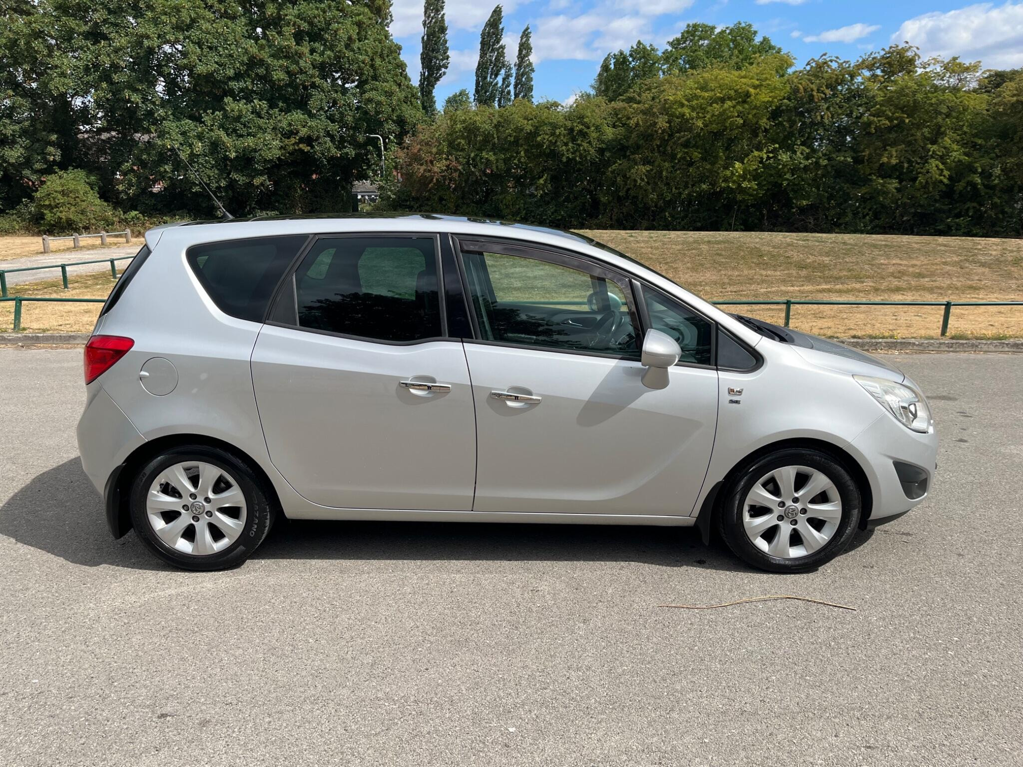 Vauxhall Meriva 1.4 16V SE Euro 5 5dr 5dr Manual 2026