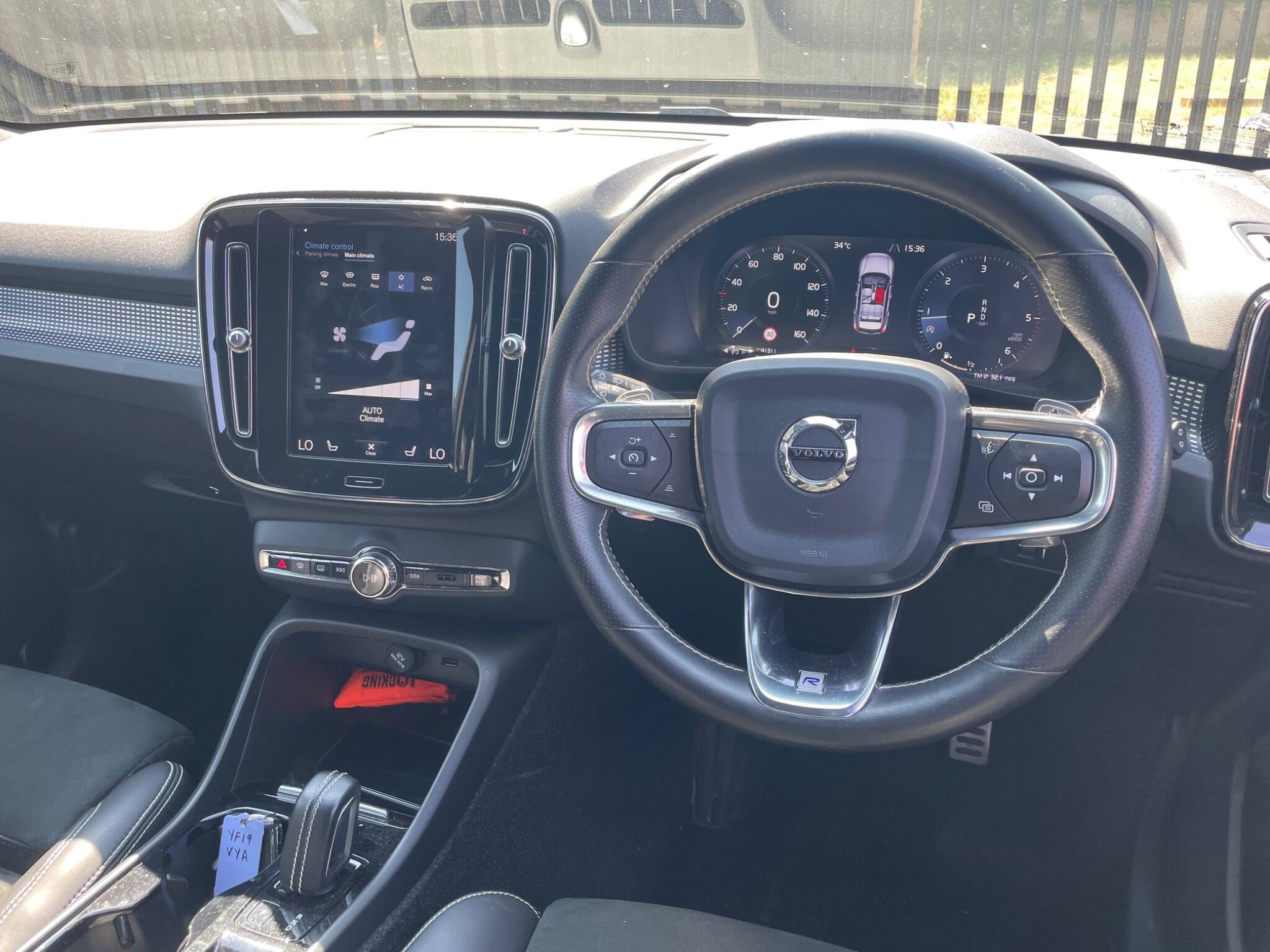 Volvo XC40 2.0 D3 R-Design Auto Euro 6 (s/s) 5dr 5dr Automatic 2026