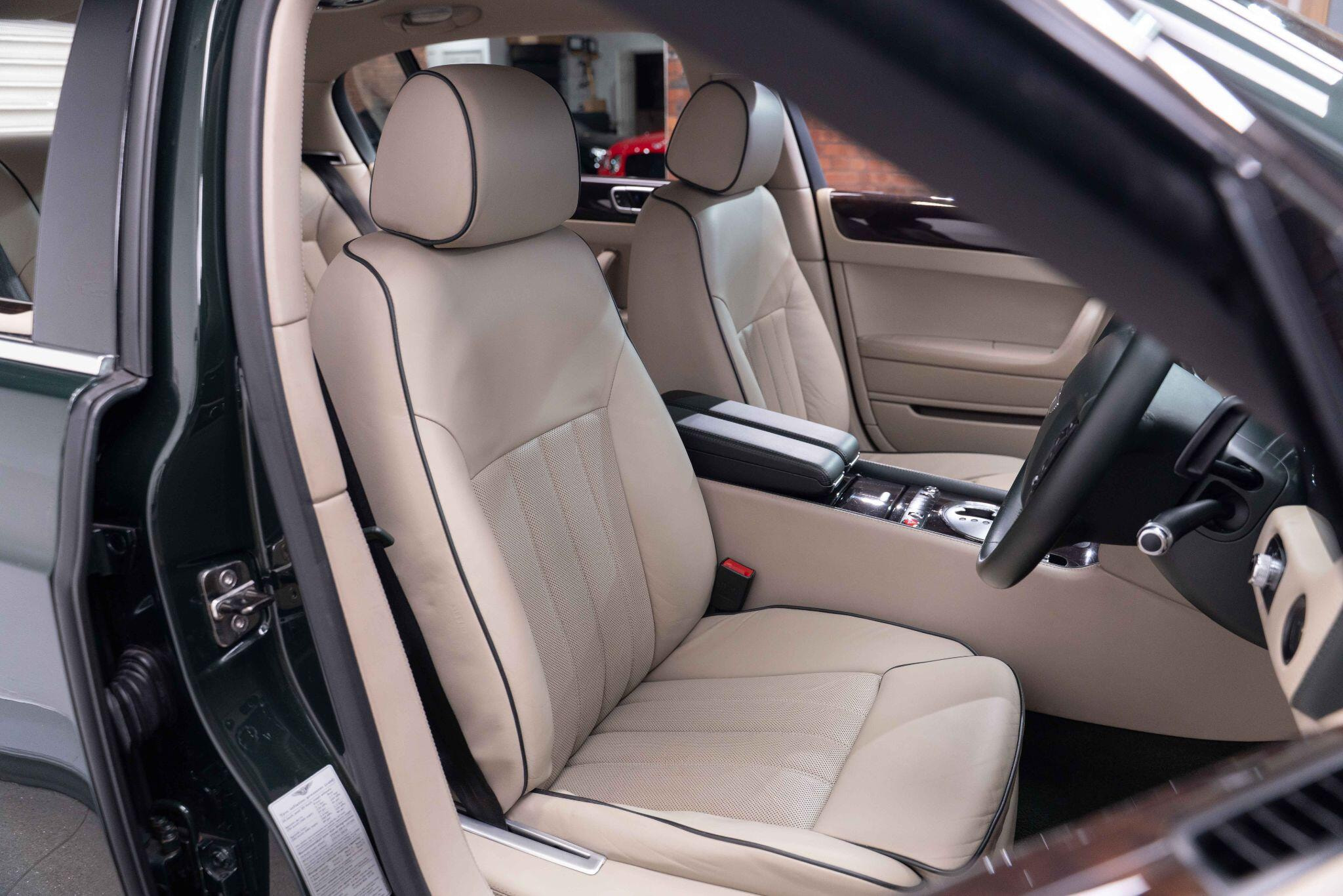 Bentley Continental 6.0 W12 Flying Spur Auto 4WD Euro 4 4dr 4dr Automatic 2026