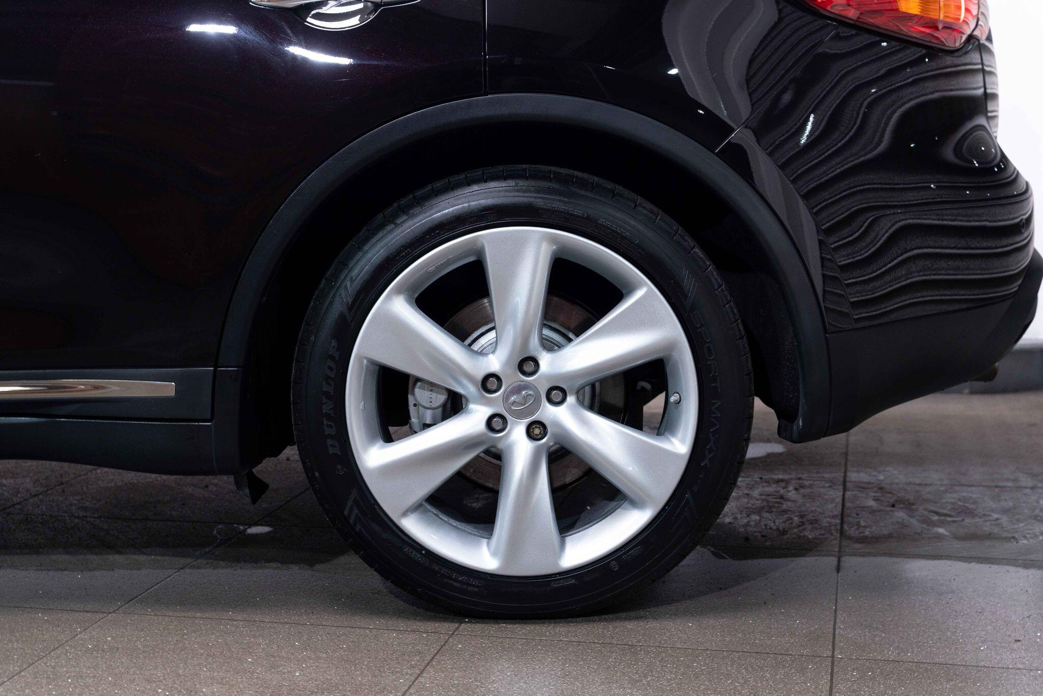 Infiniti QX70 3.7 V6 S Premium Auto 4WD Euro 5 5dr 5dr Automatic 2026