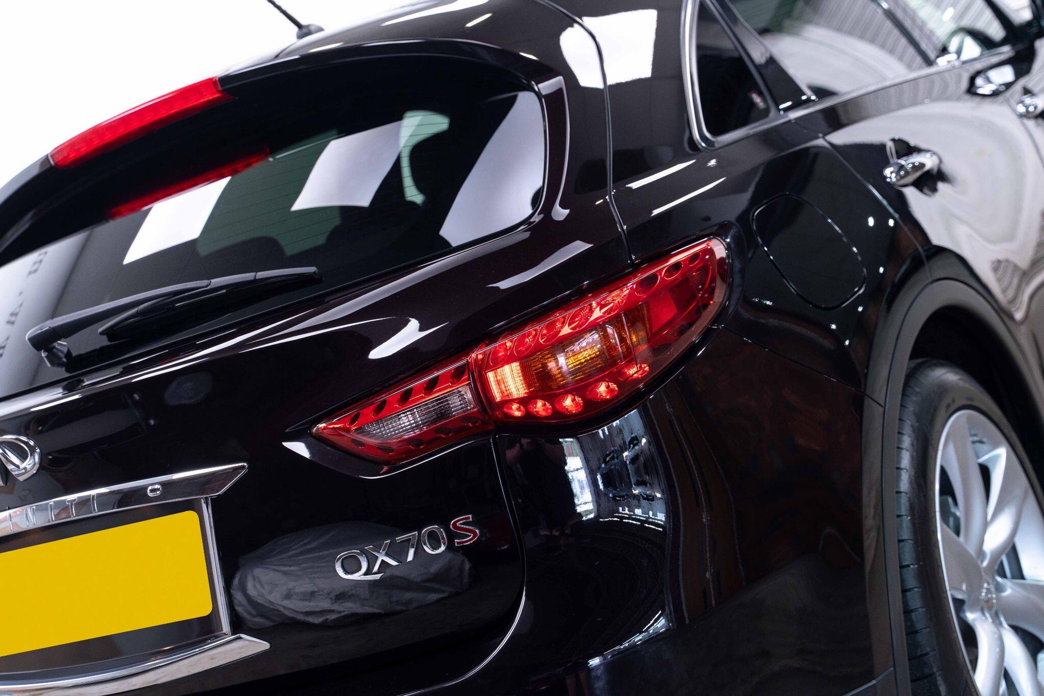 Infiniti QX70 3.7 V6 S Premium Auto 4WD Euro 5 5dr 5dr Automatic 2026