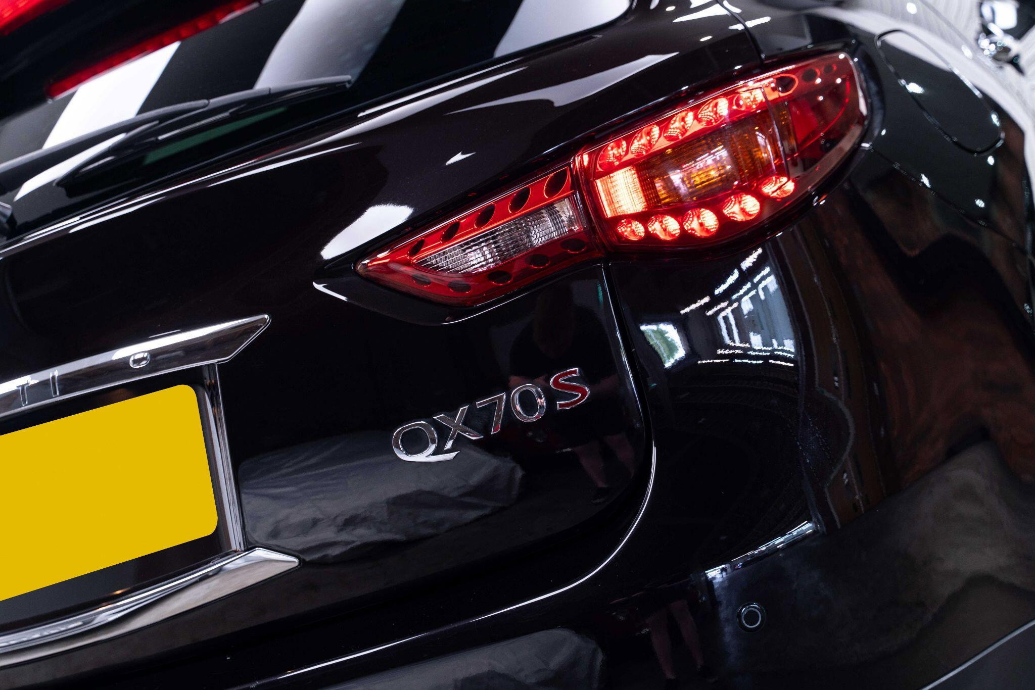 Infiniti QX70 3.7 V6 S Premium Auto 4WD Euro 5 5dr 5dr Automatic 2026