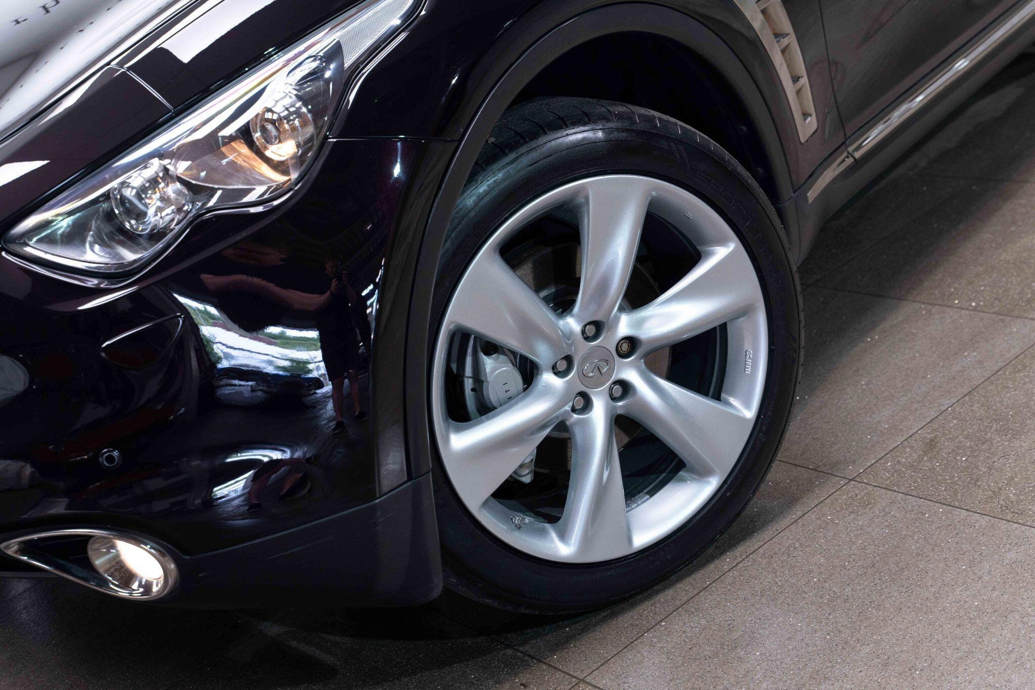 Infiniti QX70 3.7 V6 S Premium Auto 4WD Euro 5 5dr 5dr Automatic 2026