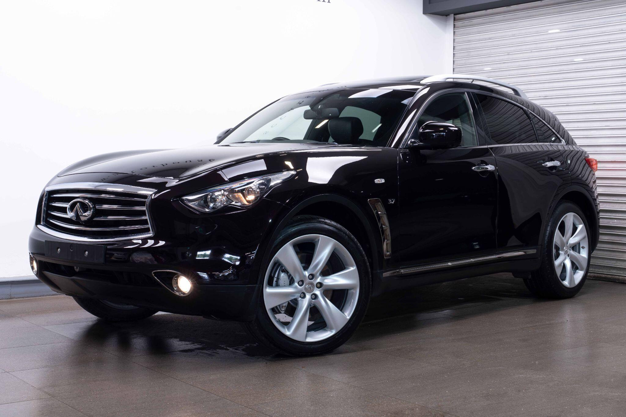Infiniti QX70 3.7 V6 S Premium Auto 4WD Euro 5 5dr 5dr Automatic 2026