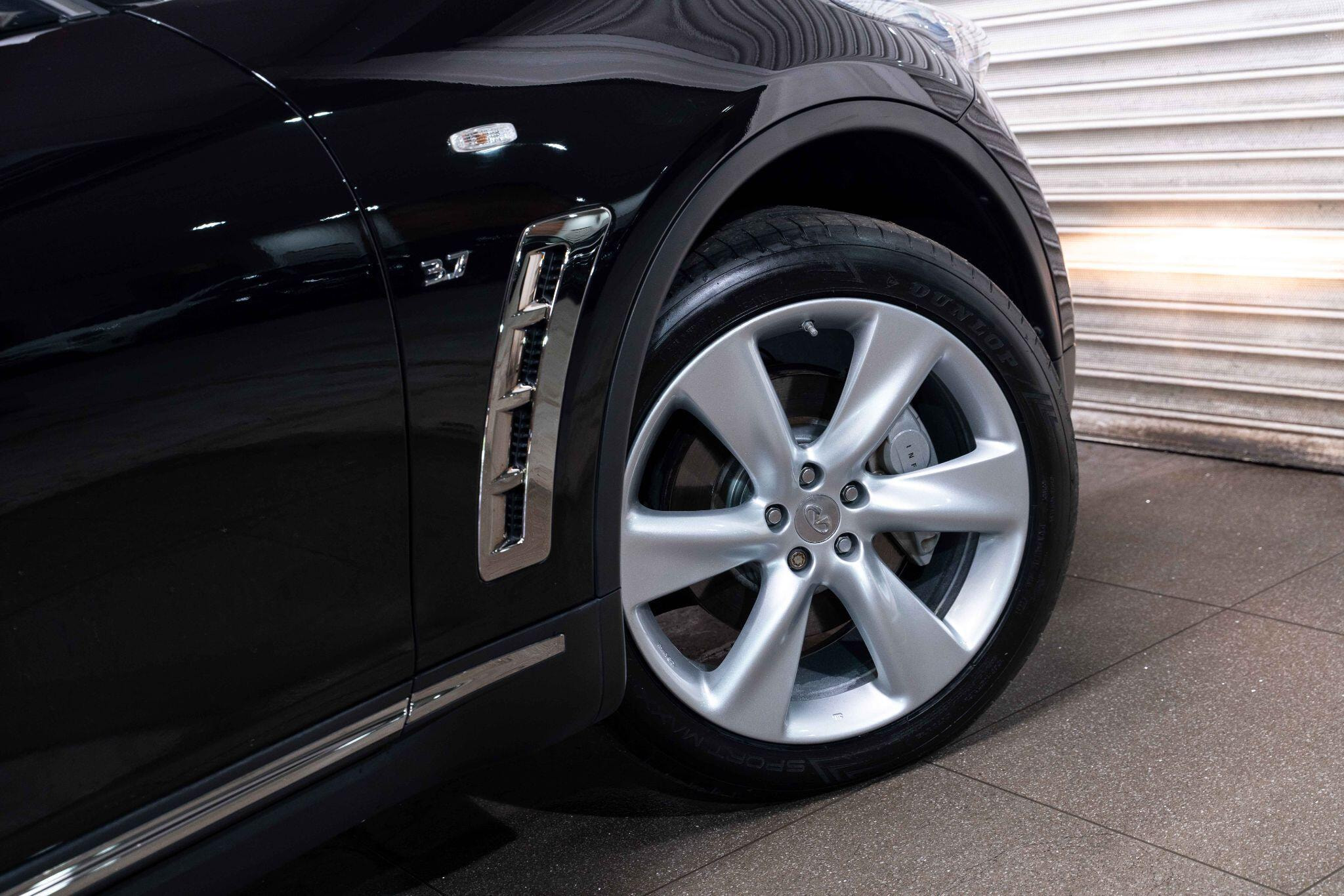 Infiniti QX70 3.7 V6 S Premium Auto 4WD Euro 5 5dr 5dr Automatic 2026