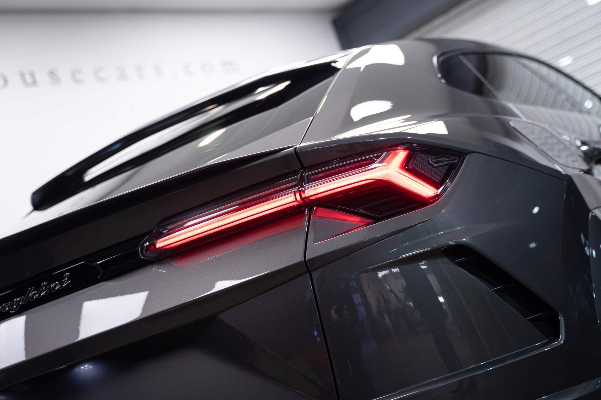 Lamborghini URUS 4.0 V8 BiTurbo Auto 4WD Euro 6 5dr 5dr Automatic 2026