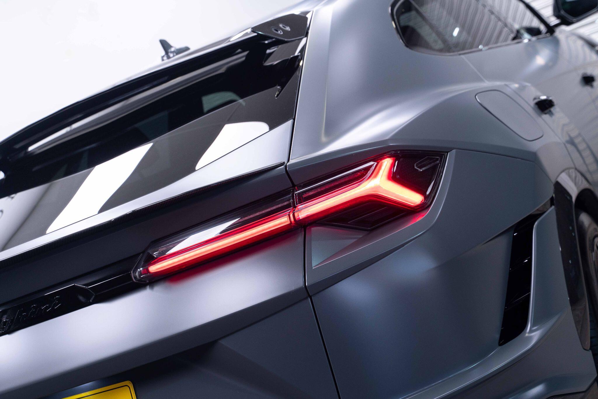 Lamborghini URUS 4.0 V8 BiTurbo Performante SUV 5dr Petrol Auto 4WD Euro 6 (666 ps) 5dr Automatic 2026
