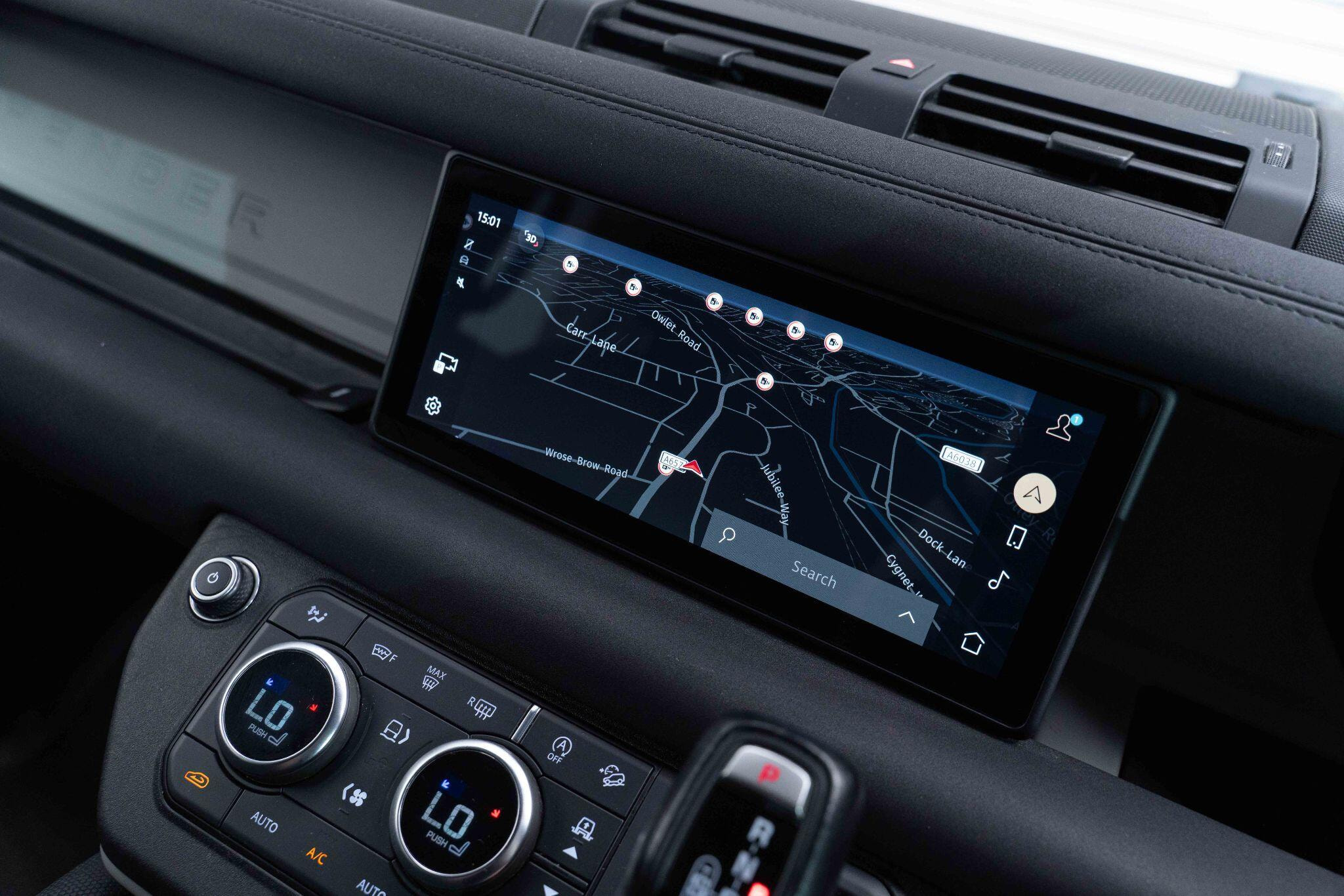 Land Rover DEFENDER 110 2.0 P300 X-Dynamic SE Auto 4WD Euro 6 (s/s) 5dr 5dr Automatic 2026
