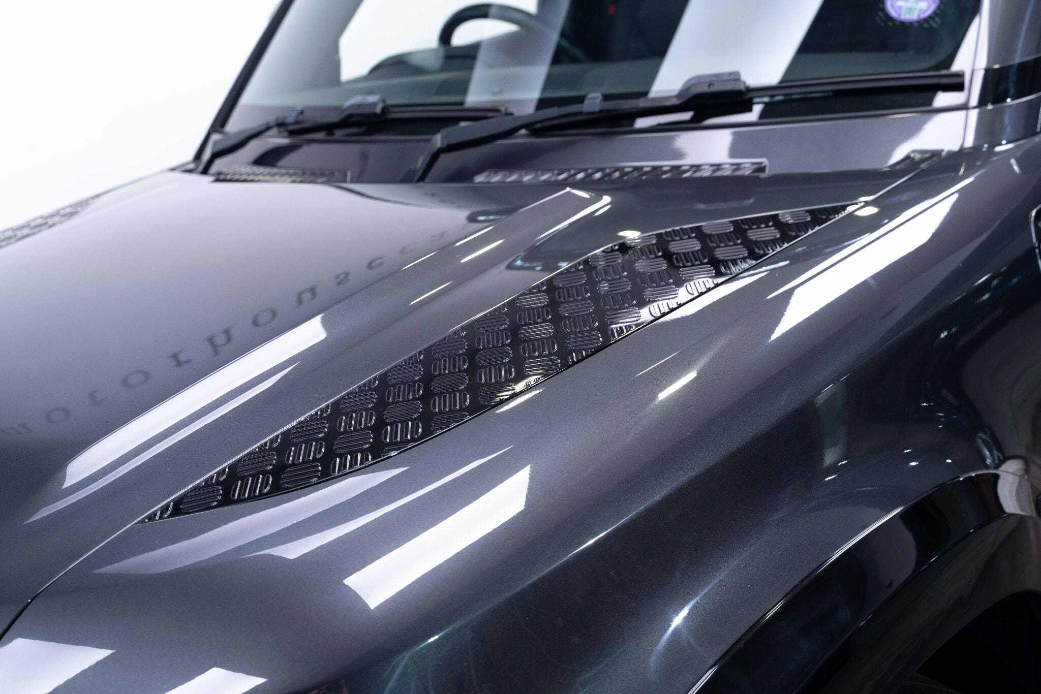 Land Rover DEFENDER 110 2.0 P300 X-Dynamic SE Auto 4WD Euro 6 (s/s) 5dr 5dr Automatic 2026