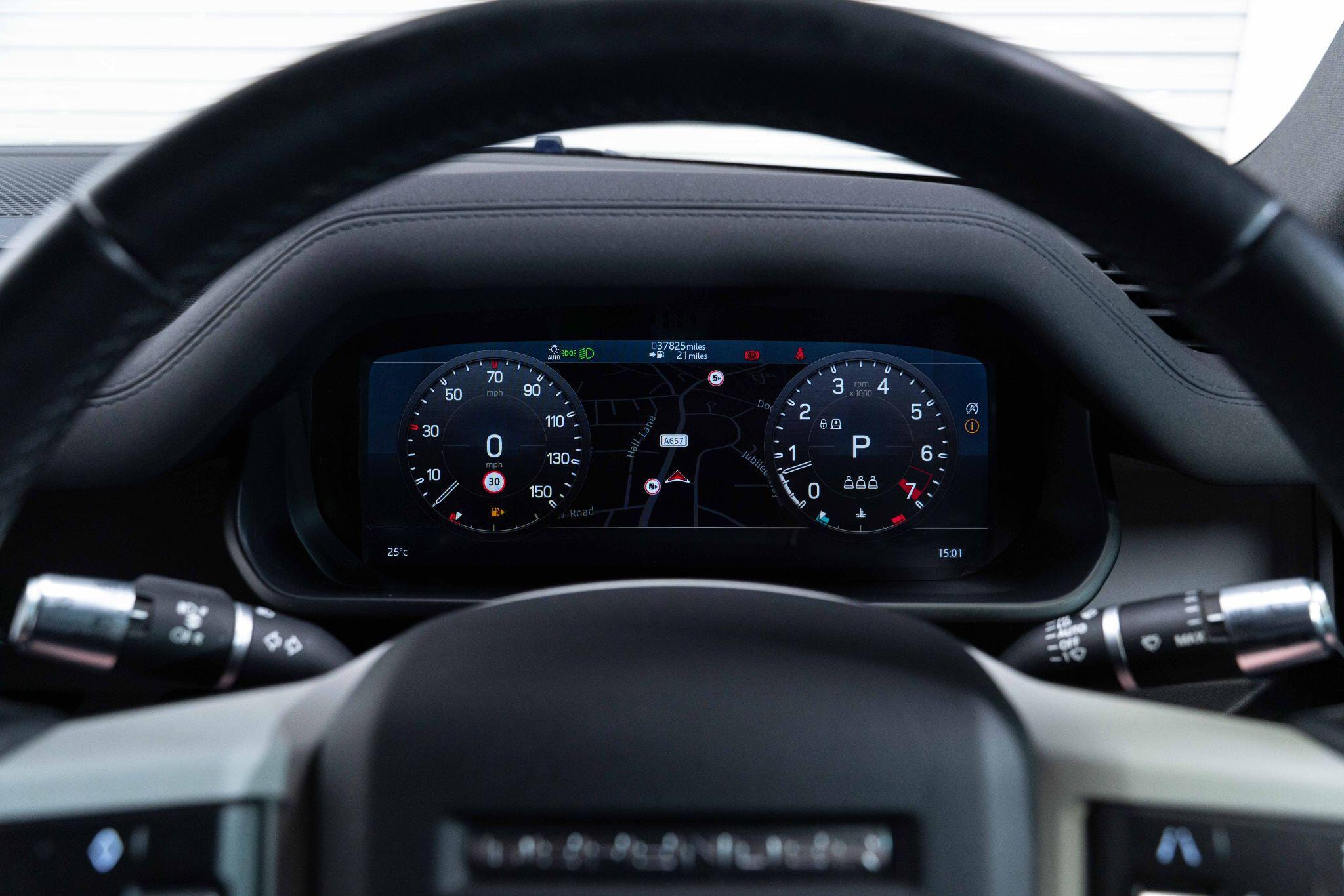 Land Rover DEFENDER 110 2.0 P300 X-Dynamic SE Auto 4WD Euro 6 (s/s) 5dr 5dr Automatic 2026