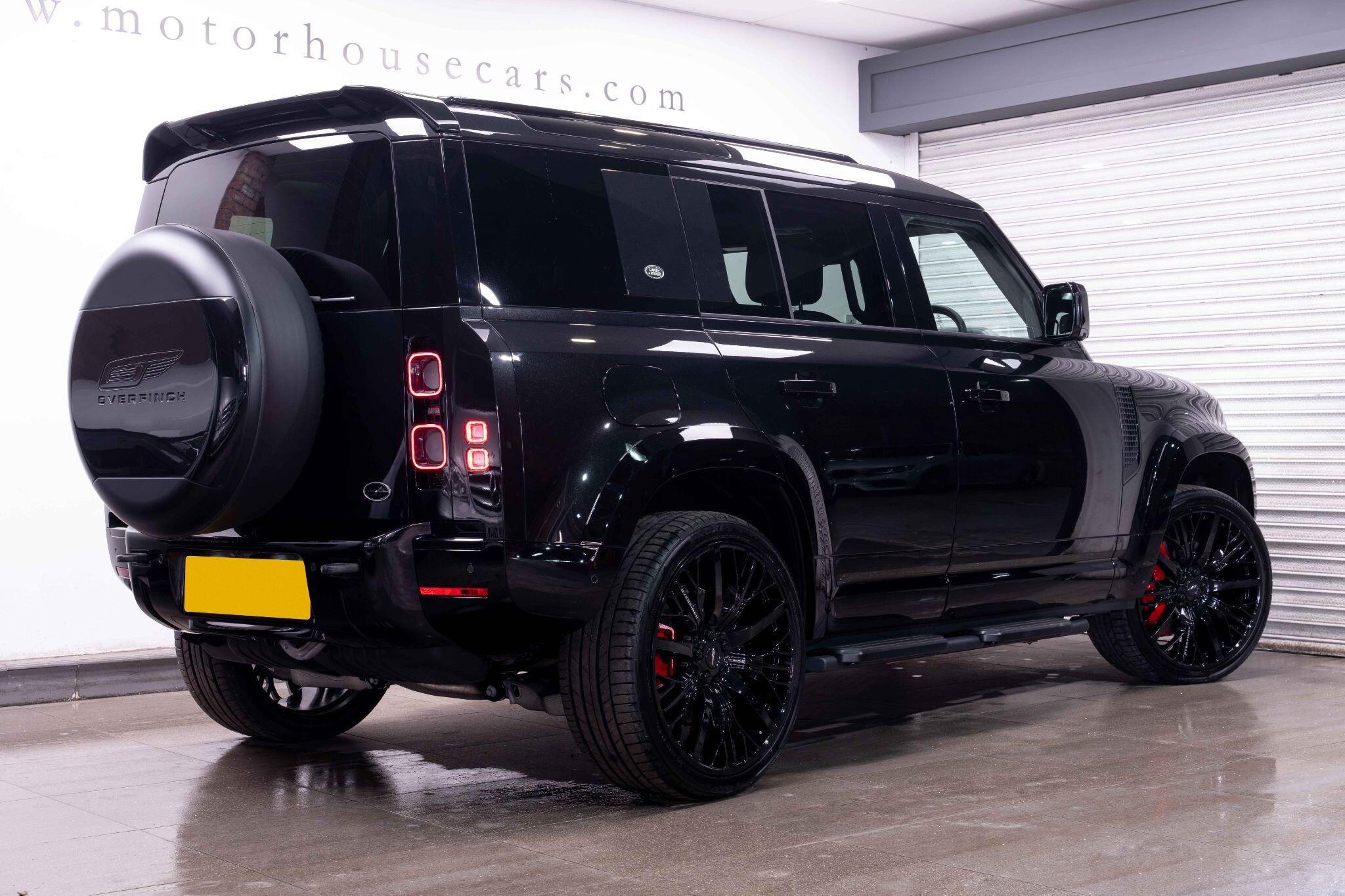 Land Rover DEFENDER 110 3.0 D300 MHEV X-Dynamic HSE Auto 4WD Euro 6 (s/s) 5dr 5dr Automatic 2026