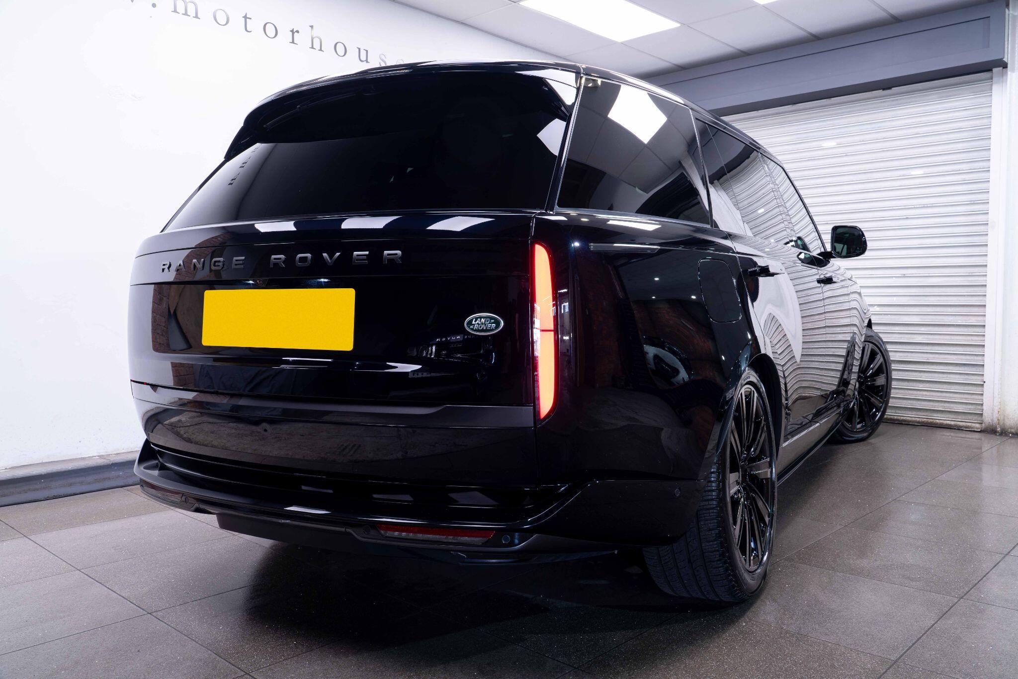 Land Rover Range Rover 4.4 P530 V8 Autobiography Auto 4WD Euro 6 (s/s) 5dr (LWB, 7Seat) 5dr Automatic 2026