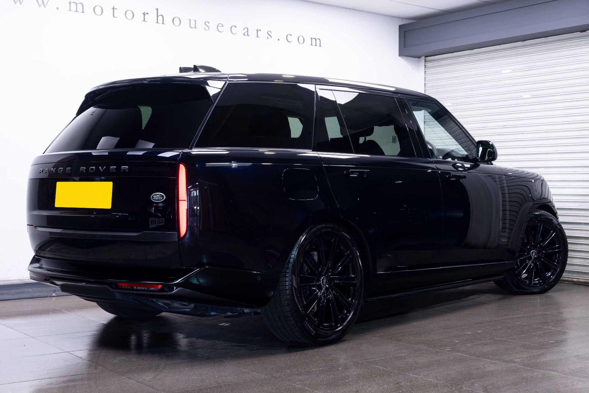 Land Rover Range Rover 4.4 P530 V8 Autobiography Auto 4WD Euro 6 (s/s) 5dr (LWB, 7Seat) 5dr Automatic 2026