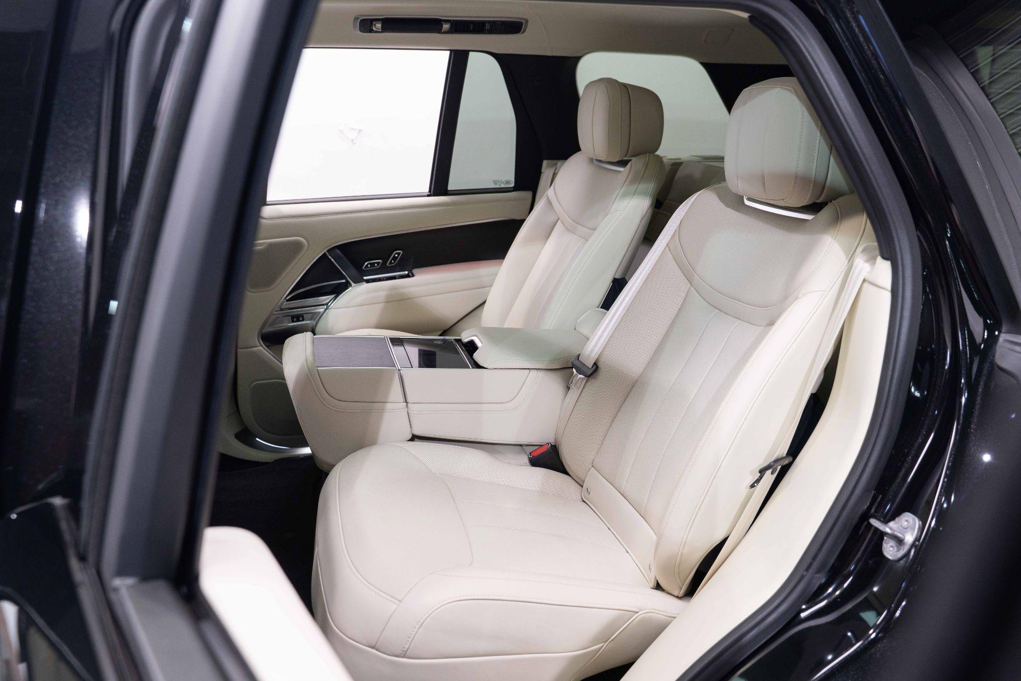 Land Rover Range Rover 3.0 D350 MHEV Autobiography Auto 4WD Euro 6 (s/s) 5dr 5dr Automatic 2026